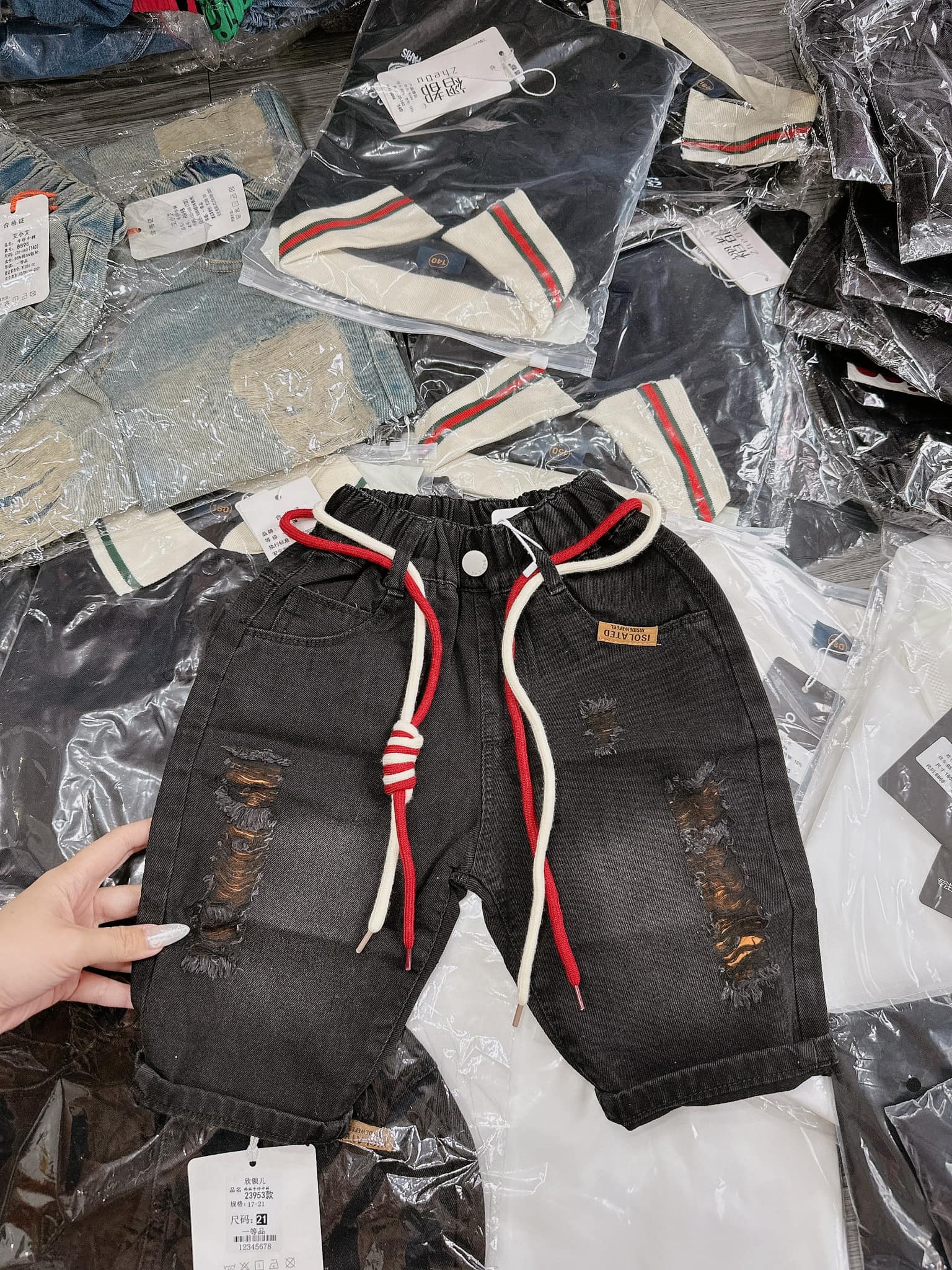 Chất lừ lun jean QC siêu mềm mới về size 8-18kg #2xx