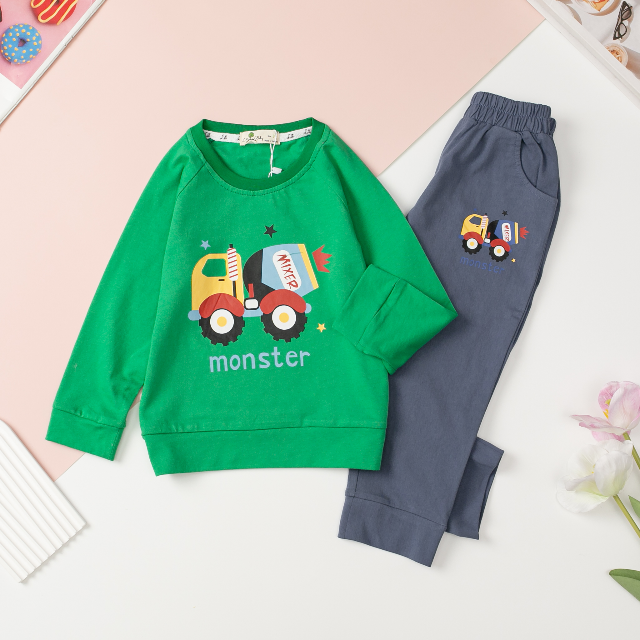 [🆕🇻🇳]  Aiko Kids – Thời Trang Cho Bé – Cửa hàng chuyên dép sục, giày lười và phụ kiện, charm gắn dép 🧑‍🧒❤️️👶⭐️  Cro,,cs Trẻ Em – Sản phẩm đang được săn đón nhiều nhất trong #mùa_hè này!

Hãy cùng nhà Aiko tìm hiểu về sản phẩm #SIÊU_HOT  này nhé!
 , shares-5✔️ , likes-100❤️️ , date-2024-08-24 02:26:21🇻🇳🇻🇳🇻🇳📰🆕