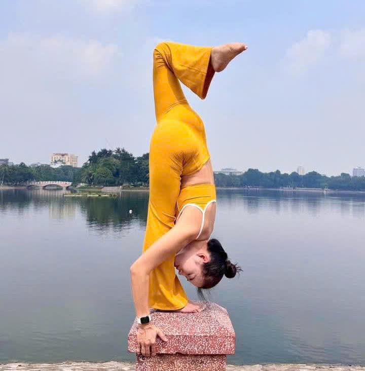 [🆕🇻🇳] Bảo Ngọc Yogi – 💜Chia sẻ kiến thức Yoga💜 🧘 Top1Yoga 🤸🏻‍♀️ Cái gi.á cho sự xinh đẹp này
 Only 1 7 5
 Quá rẻ 
 , shares-0✔️ , likes-2❤️️ , date-2024-11-03 23:01:28🇻🇳🇻🇳🇻🇳📰🆕