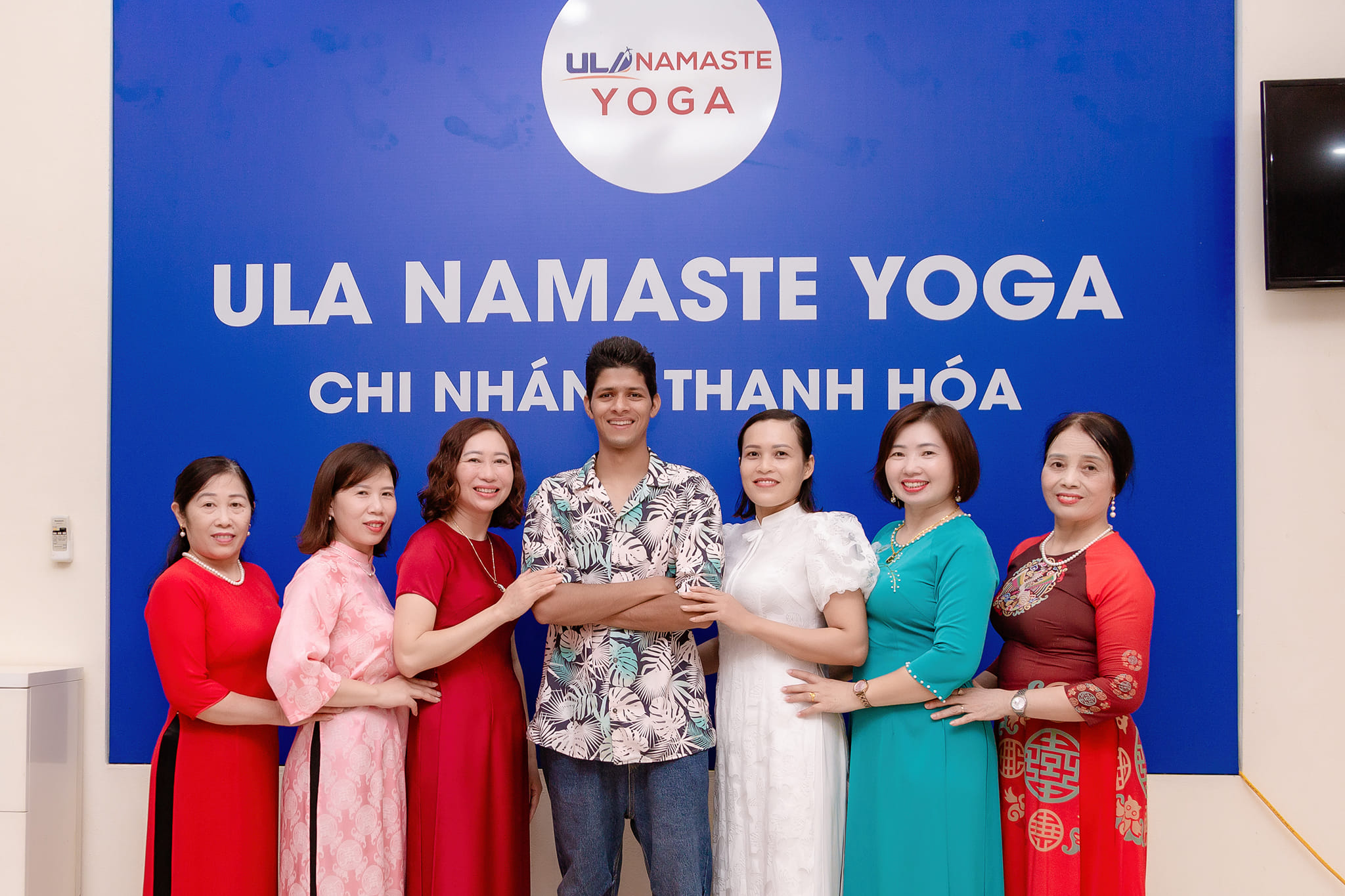 [🆕🇻🇳] ULA Namaste YOGA -Thanh Hóa 🧘 Top1Yoga 🤸🏻‍♀️ Không khí chào mừng ngày 20/10 tại Ula Namaste Yoga Chi Nhánh Thanh Hóa 

Biết ơn những tình cảm sâu sắc của tất cả các học viên tại đây dành cho Ula Namas , shares-0✔️ , likes-4❤️️ , date-2024-10-20 15:50:06🇻🇳🇻🇳🇻🇳📰🆕