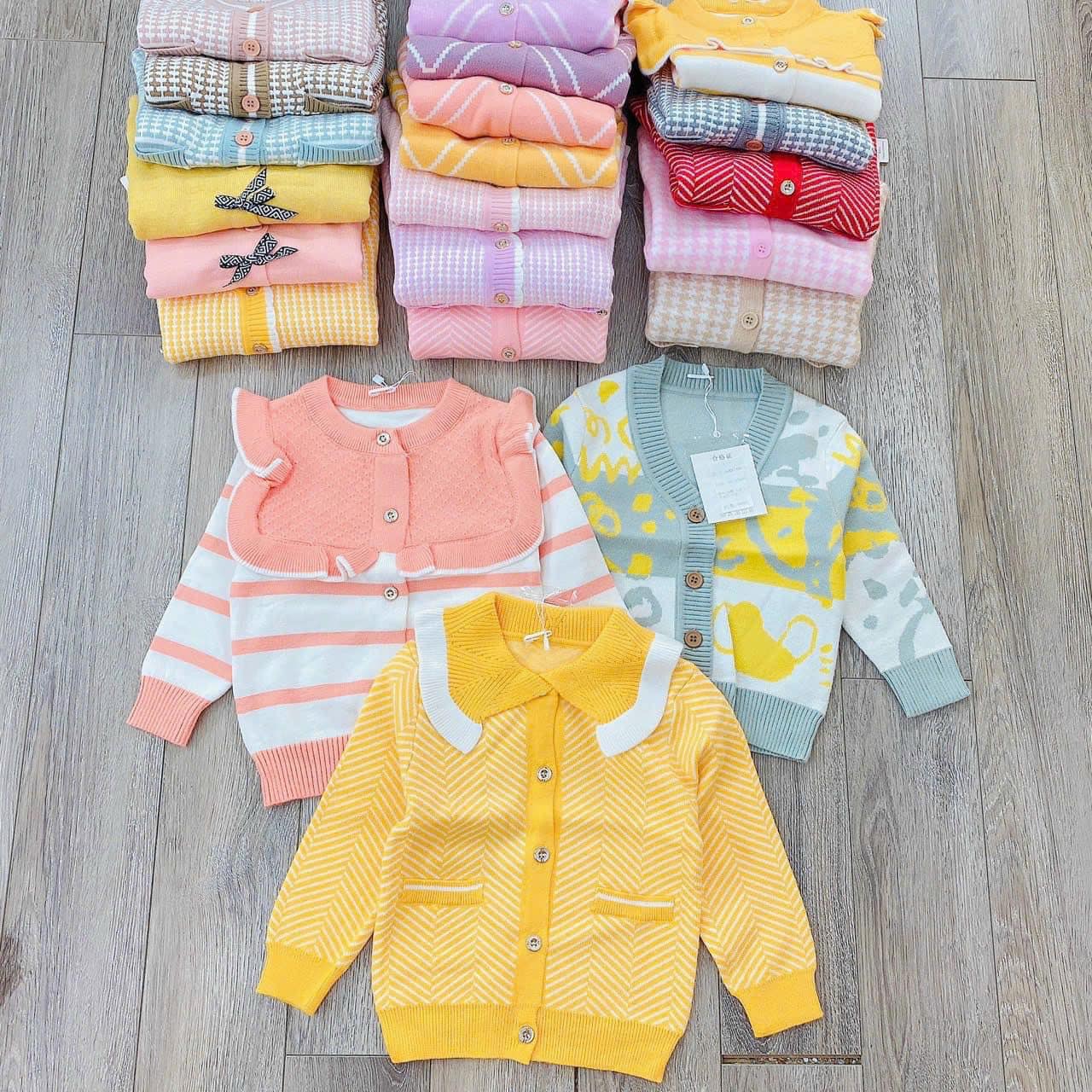 [🆕🇻🇳] Beeshop – Thiết kế & Thời trang 🧑‍🧒❤️️👶⭐️  Bé  diện set này là cực chất.
 Mom cho bé mặc cả set hay tách set đều đẹp
 ——————————
  Đủ size 22-48kg ( size 130-170).
  Nhận hàng k , shares-0✔️ , likes-0❤️️ , date-2024-11-04 02:10:32🇻🇳🇻🇳🇻🇳📰🆕