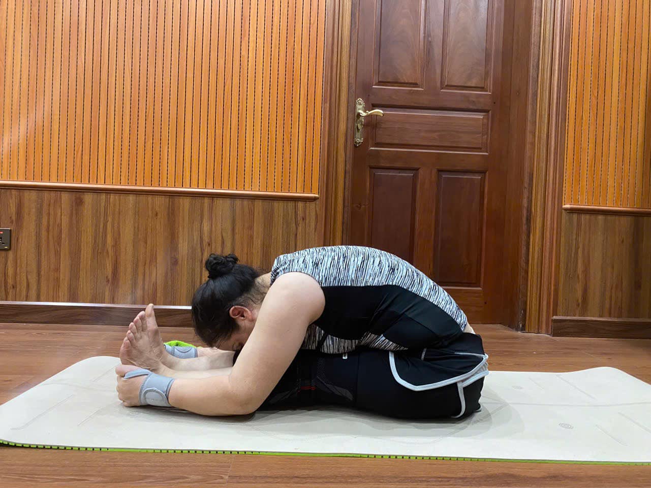 [🆕🇻🇳] Ula Lan Trần (Ula Namaste Yoga) – Hệ Thống Trung Tâm Đào Tạo Ula namaste Yoga 🧘 Top1Yoga 🤸🏻‍♀️ 20/10 tại Ula Namaste Yoga Hà Nội 

Biết ơn và trân trọng những tình cảm, tình yêu thương của tất cả quý hội viên dành cho Ula Namaste Yoga Hà Nội. Nhân ng , shares-0✔️ , likes-4❤️️ , date-2024-10-20 15:45:59🇻🇳🇻🇳🇻🇳📰🆕