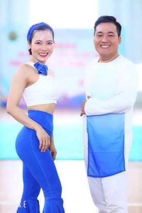 [???] Nghi Nghi Yogi  (Cô giáo nhỏ) – Huấn luyện viên ? Top1Yoga ??‍♀️ Chúng tôi người bạn Đồng Hành cùng chung chí Hướng Nghi Nghi Yogi 
 Nét đẹp Yoga không chỉ nằm trong tư thế mà còn là sự kết nối và hiểu ý lẫn nhau 
 , shares-0✔️ , likes-0❤️️ , date-????????