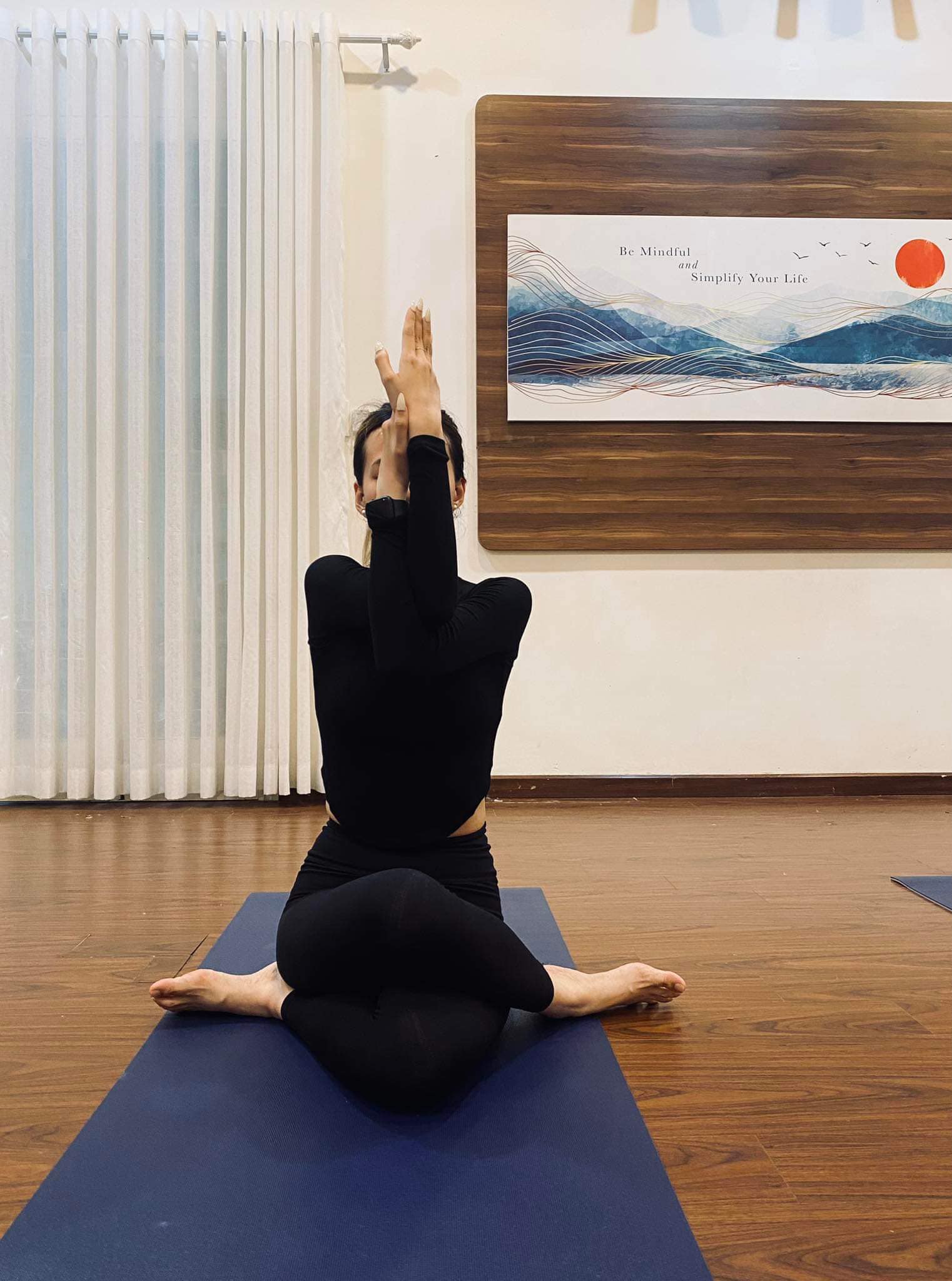 [???] YÊN’S YOGA Studio – Yên’s Yoga, Tâm khoẻ – dáng xinh  ? Top1Yoga ??‍♀️ 𝐒𝐭𝐫𝐞𝐭𝐜𝐡ing 𝐲𝐨𝐠𝐚
—

Stretching Yoga là một chủ đề yoga tập trung vào các bài tập kéo giãn cơ. Các bài tập Stretching giúp tăng cường sự linh hoạt của cơ thể , shares-0✔️ , likes-2❤️️ , date-2024-10-07 02:51:33????????