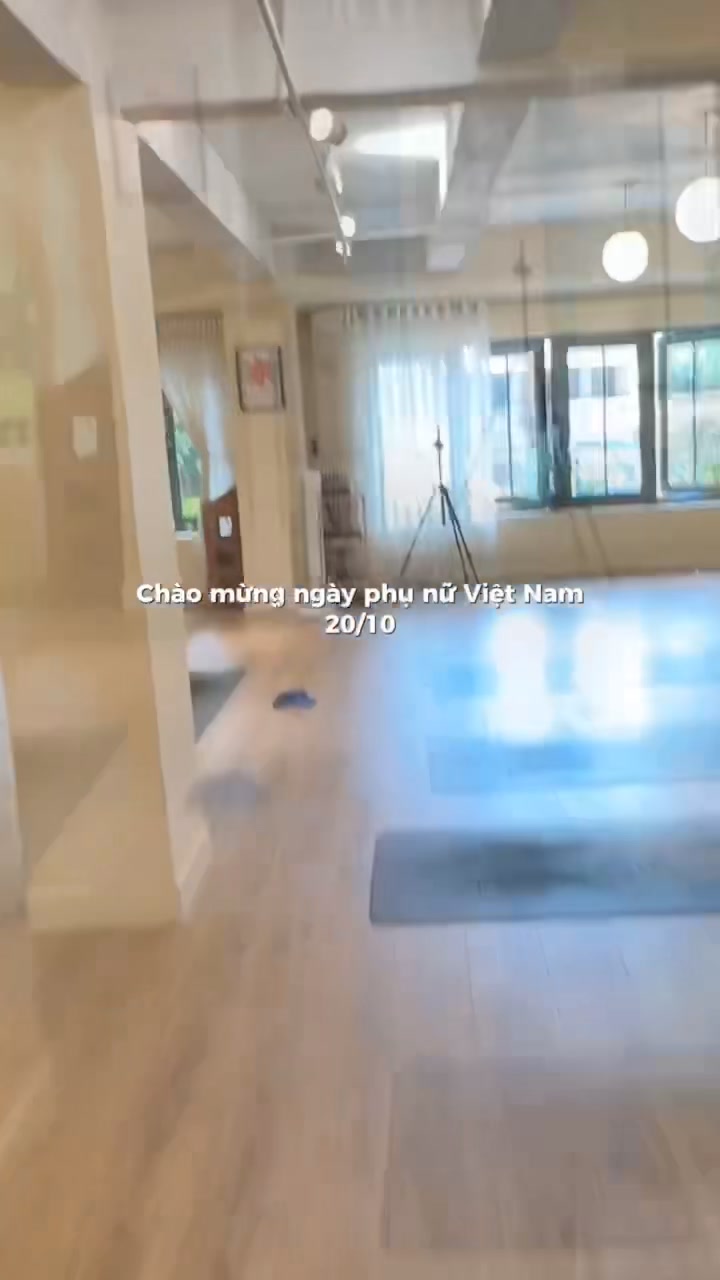 [???] Chill Yoga – Yoga_Aerial Yoga_Inside Flow  ? Top1Yoga ??‍♀️ 2 lớp đang chiêu sinh chuẩn bị mở. Bạn chỉ cần mê AERIAL, Chill lo từ A_Z cho bạn nhé.
 Lịch tập AERIAL 
 (Tối đa 9 Hv mỗi lớp nên đảm bảo chất lượng)
 Lớp , shares-0✔️ , likes-0❤️️ , date-2024-10-23 15:56:19????????