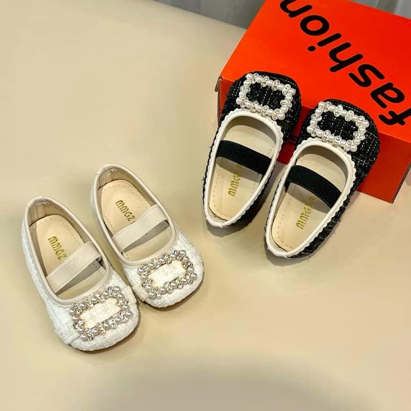 [🆕🇻🇳]  Hoàng Khánh Ly  ( VaniHouse Kids ) 🧑‍🧒❤️️👶⭐️  s i z e 15~45Kgggggg
 Sẵnnn tại Vanihouse Kids Clothings – Vani’s House kids by Hoàng Khánh Ly
 , shares-1✔️ , likes-9❤️️ , date-2024-11-02 04:46:30🇻🇳🇻🇳🇻🇳📰🆕