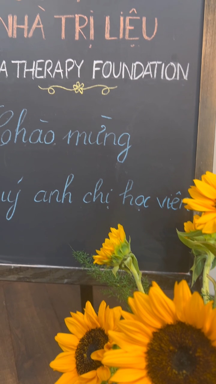 [???] Chill Yoga – Yoga_Aerial Yoga_Inside Flow  ? Top1Yoga ??‍♀️ 2 lớp đang chiêu sinh chuẩn bị mở. Bạn chỉ cần mê AERIAL, Chill lo từ A_Z cho bạn nhé.
 Lịch tập AERIAL 
 (Tối đa 9 Hv mỗi lớp nên đảm bảo chất lượng)
 Lớp , shares-0✔️ , likes-0❤️️ , date-2024-10-23 15:56:19????????