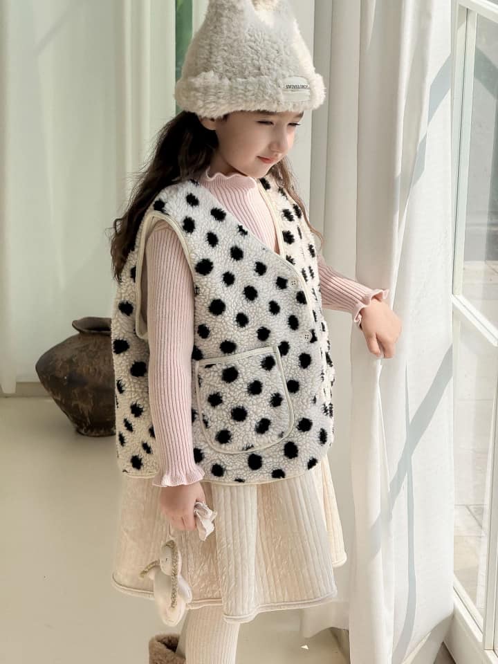 [???]  BiKids Shop – MinkyMom Cho Bé ?‍?❤️️?⭐️ Mẫu tay ngắn.- quần ngắn cho bé 
 Mẹ thích màu nào thì chọn cho bé nhà mình luôn nha 
 Chất vải thun lạnh loại 1, mềm, mát, thoáng da và thấm hút mồ hôi tố , shares-0✔️ , likes-6❤️️ , date-2024-10-24 19:27:27????????