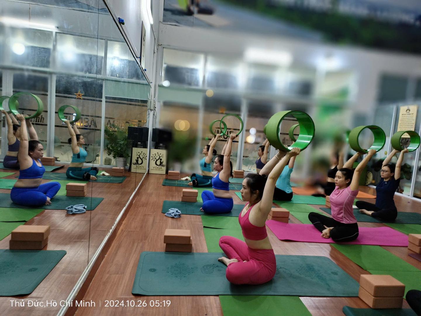 [???] Tố Trinh Yoga & Fitness  ? Top1Yoga ??‍♀️ Ca Yoga 05:00 – 06:00 sáng, giờ mọi người còn NGỦ NGON thì team mình đã đón BÌNH MINH ở phòng tập 

Lớp trộm vía ca 5-6h Yoga Ms:Thảo 
vì mọi người đi rất  , shares-0✔️ , likes-91❤️️ , date-2024-10-26 23:06:09????????