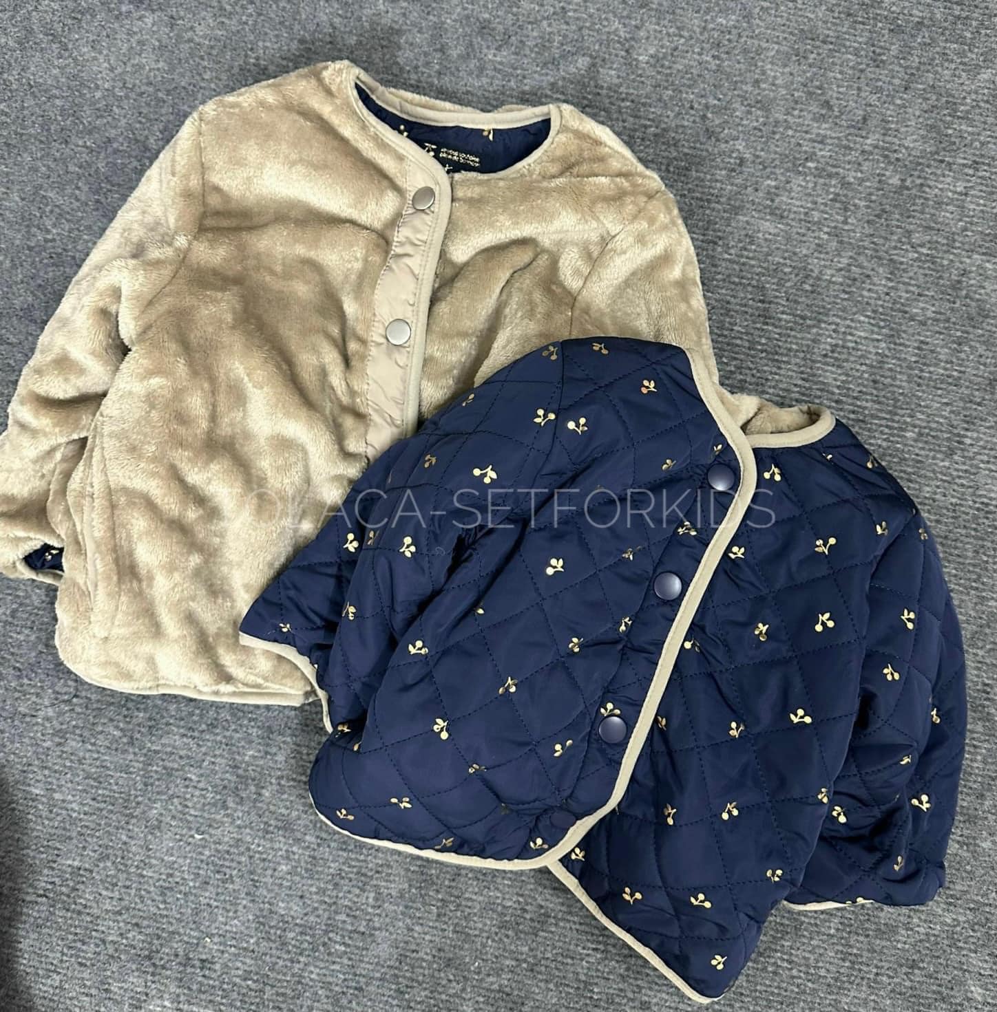 [???]  Little Chic – Đồ trẻ em ?‍?❤️️?⭐️ Ta nói cái set nó xịn gì đâu, đi học, đi chơi hay đi shopping đều xinh luôn á . Thời tiết se lạnh tầm này là hợp gu nè các mom ơiii. 

𝐀̉𝐍𝐇 𝐓𝐇𝐀̣̂𝐓 𝐒𝐇𝐎𝐏 𝐂𝐇𝐔 , shares-1✔️ , likes-8❤️️ , date-2024-10-26 21:27:00????????