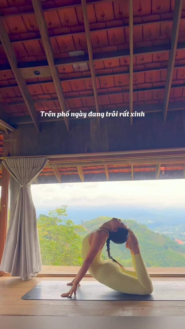 [🆕🇻🇳] YOGA PLUS is Vietnam’s Most Authentic, Luxurious and Unique Yoga 🧘 Top1Yoga 🧘  CÓ NÊN TẬP YOGA TRONG THỜI GIAN “ĐÈN ĐỎ”
Đây là câu hỏi mà chị em phụ nữ thường thắc mắc. Theo cả nhà thì có nên hay không?

 Thực tế, trong thời gian đèn , shares-4✔️ , likes-34❤️️ , date-2019-02-15 19:00:01🇻🇳🇻🇳🇻🇳📰🆕