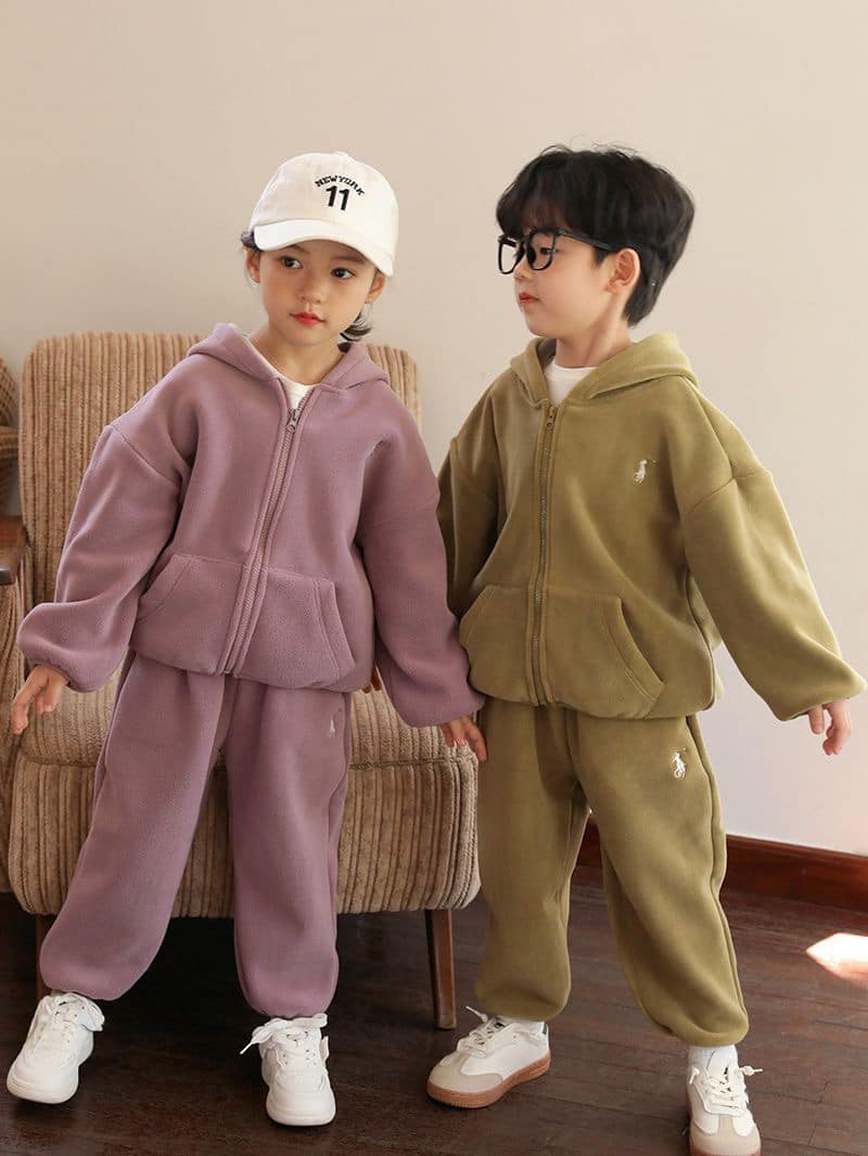 [🆕🇻🇳]  Tiệm Nhà Bơ – Tiệm chuyên đồ trẻ em Quảng Châu, mang style Hàn Quốc năng động cho bé 🧑‍🧒❤️️👶⭐️ Bộ ấm xinh lắm záaa iu thương
 Sz90-140
 #hàngorder #tiệmnhàbơ
 , shares-1✔️ , likes-0❤️️ , date-2024-11-04 06:16:05🇻🇳🇻🇳🇻🇳📰🆕