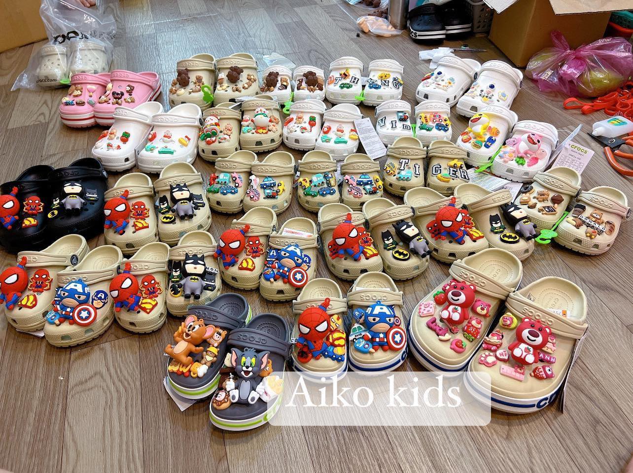 [🆕🇻🇳]  Aiko Kids – Thời Trang Cho Bé – Cửa hàng chuyên dép sục, giày lười và phụ kiện, charm gắn dép 🧑‍🧒❤️️👶⭐️  Xanh xanh, tím tím, hồng hồng
Sao bạn chưa ghé một vòng xem sao.

 Flexing cá tính của mình bằng màu sắc ưa thích cho cả thế giới này biết quá đơn giản bằ , shares-0✔️ , likes-41❤️️ , date-2024-11-11 01:10:45🇻🇳🇻🇳🇻🇳📰🆕