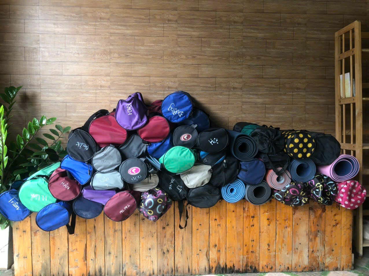 [🆕🇻🇳] 180 YOGA – Yoga cho người mới bắt đầu 🧘 Top1Yoga 🧘 THÔNG BÁO DỌN LẠI THẢM TẬP!

Nay phòng tập dọn lại ít thảm không sử dụng.

Mọi người đã lâu không tập nhưng chưa lấy thảm về thì mình ghé lấy về bảo quản t , shares-1✔️ , likes-1❤️️ , date-2024-11-23 18:28:07🇻🇳🇻🇳🇻🇳📰🆕