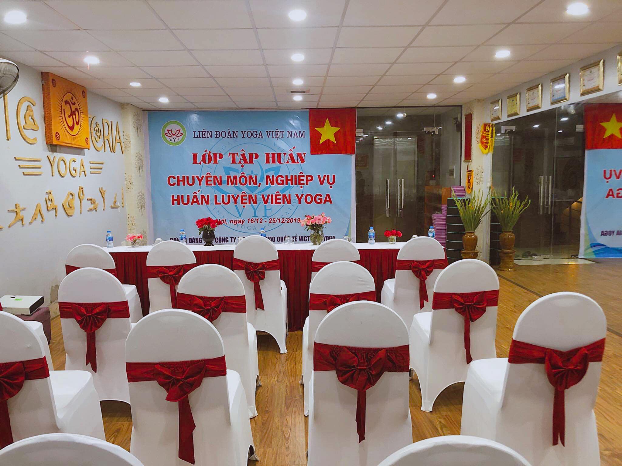 [🆕🇻🇳] YOGA PLUS is Vietnam’s Most Authentic, Luxurious and Unique Yoga 🧘 Top1Yoga 🧘  Yoga couple goals!  Chiêm ngưỡng bộ ảnh Yoga đôi cực ấn tượng của cặp đôi Yoga Dianel Rama với 137,000 lượt theo dõi và Sarah Bonsall với 22,000 lượt theo , shares-102✔️ , likes-453❤️️ , date-2019-02-23 03:00:03🇻🇳🇻🇳🇻🇳📰🆕