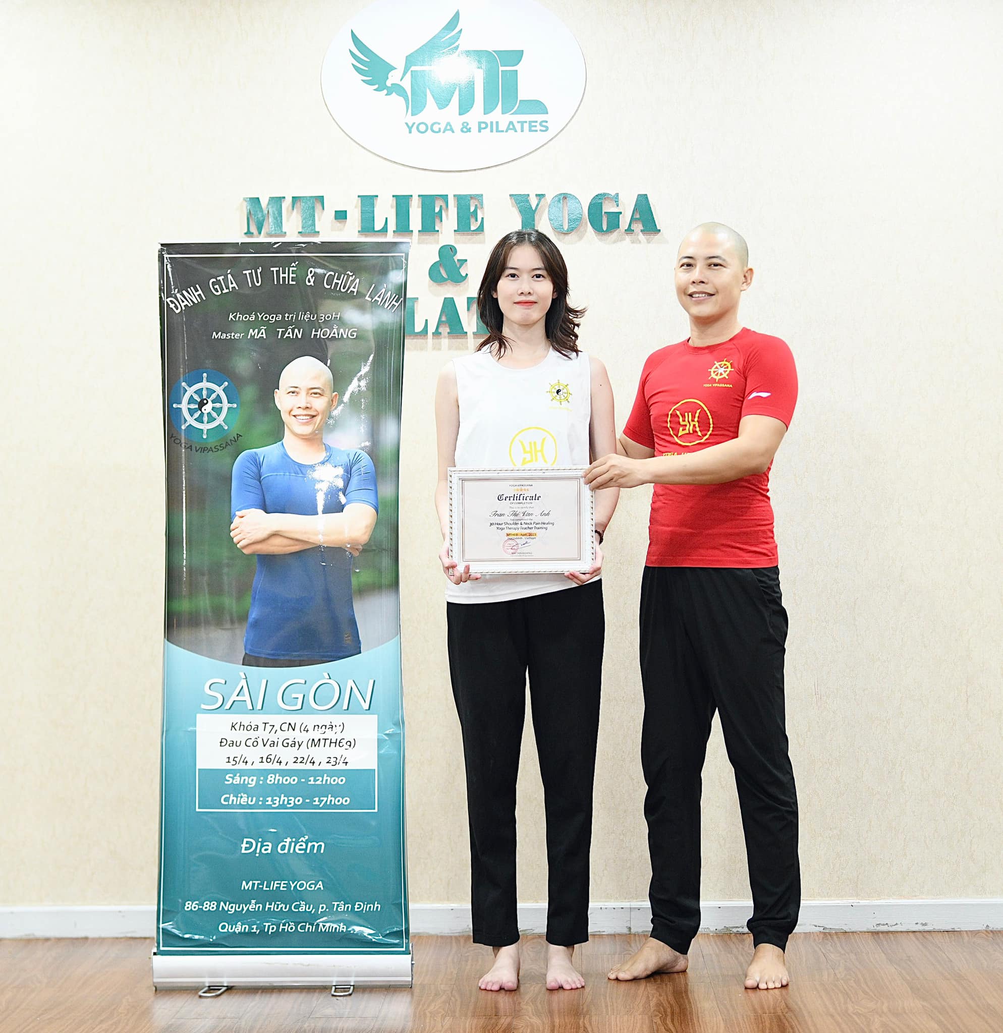 [🆕🇻🇳] Yoga Vipassana – Phòng tập yoga – Yoga Quan Sát Hơi Thở 🧘 Top1Yoga 🤸🏻‍♀️ Chia sẻ của Hv Trần Thi Vân Anh sau khi tốt nghiệp Khoá MTH69 Sài Gòn 
Sau khi tham gia 3 khoá học trị liệu Cổ Vai Gáy MTH58, MTH62 và MTH69 thì em đã chin , shares-0✔️ , likes-3❤️️ , date-2023-04-25 23:52:55🇻🇳🇻🇳🇻🇳📰🆕