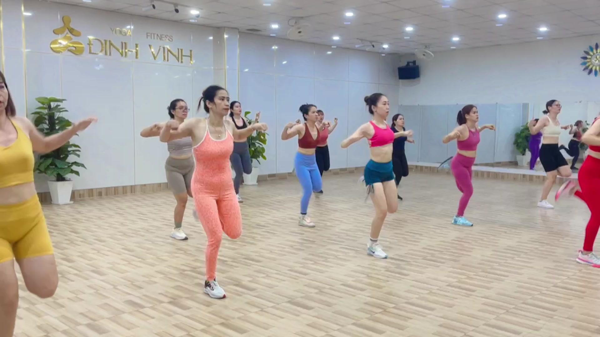[🆕🇻🇳] Yoga – Fitness Đình Vinh – GYM – YOGA – ZUMBA – AEROBIC – MÚA CỔ TRANG – DANCE KID 🧘 Top1Yoga 🤸🏻‍♀️  , shares-0✔️ , likes-24❤️️ , date-2024-10-17 14:52:10🇻🇳🇻🇳🇻🇳📰🆕