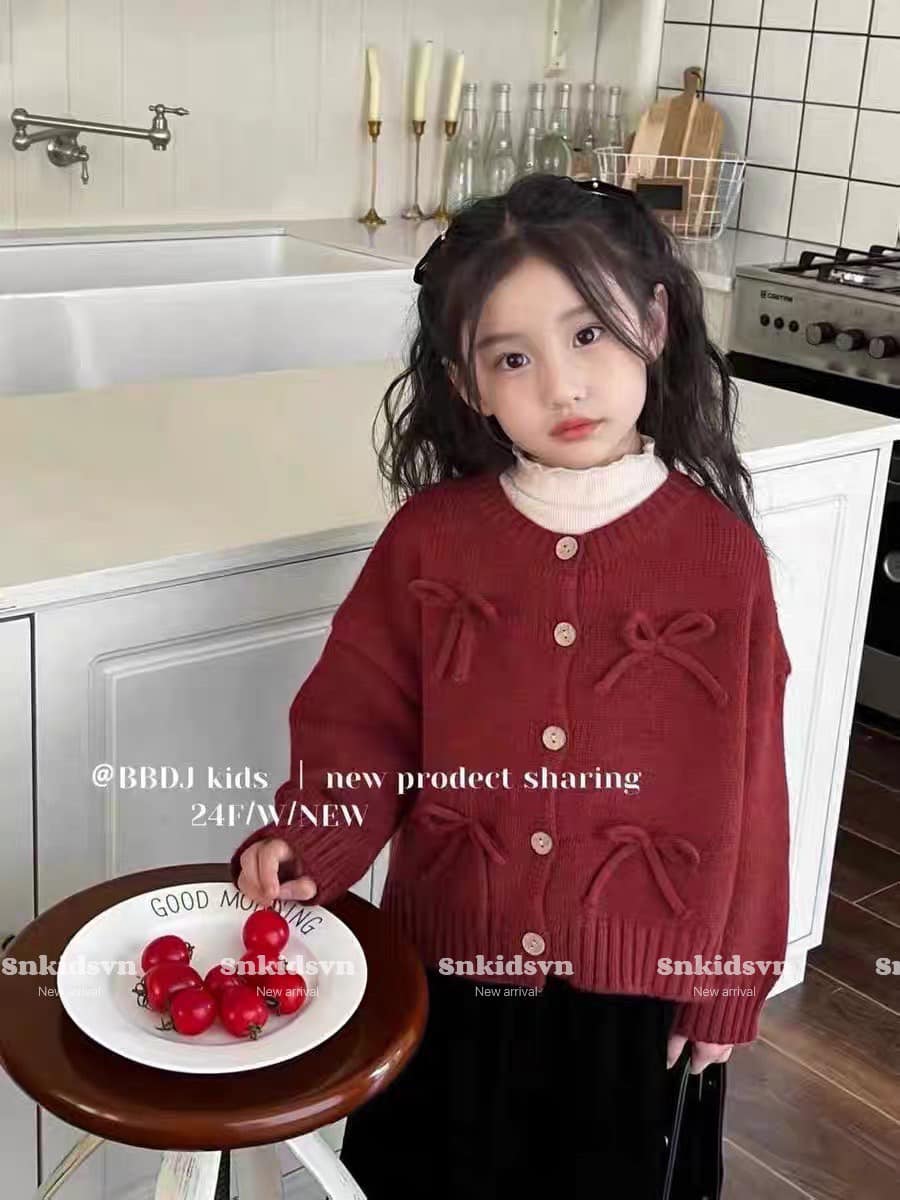 [🆕🇻🇳]  Melon House Chuyên quần áo xuất dư chất xịn, mịn 🧑‍🧒❤️️👶⭐️ Set bé trai – bé gái cưng xỉu
Mặc vào là thấy không khí Noel tràn ngập rồi ạ.
Chi tiết dưới ảnh nha các mom
 , shares-0✔️ , likes-2❤️️ , date-2024-12-02 04:56:37🇻🇳🇻🇳🇻🇳📰🆕