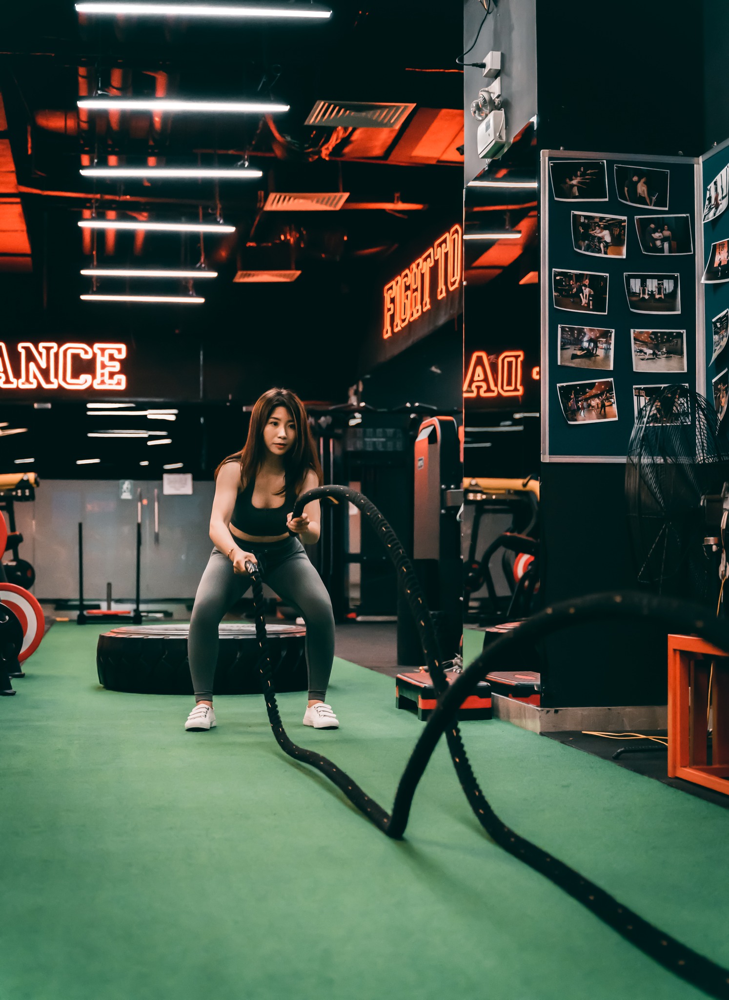 [🆕🇻🇳] F2F Fitness and Yoga – Không gian tập luyện đẳng cấp cùng đội ngũ PT chuyên nghiệp 🧘 Top1Yoga 🤸🏻‍♀️  HELLO DECEMBER – THÁNG CỦA NHỮNG BƯỚC CHUYỂN MÌNH 
Tháng 12 không chỉ là thời gian kết thúc năm cũ, mà còn là cơ hội để bạn đặt lại mục tiêu và bắt đầu hà , shares-0✔️ , likes-1❤️️ , date-2024-12-05 05:03:27🇻🇳🇻🇳🇻🇳📰🆕