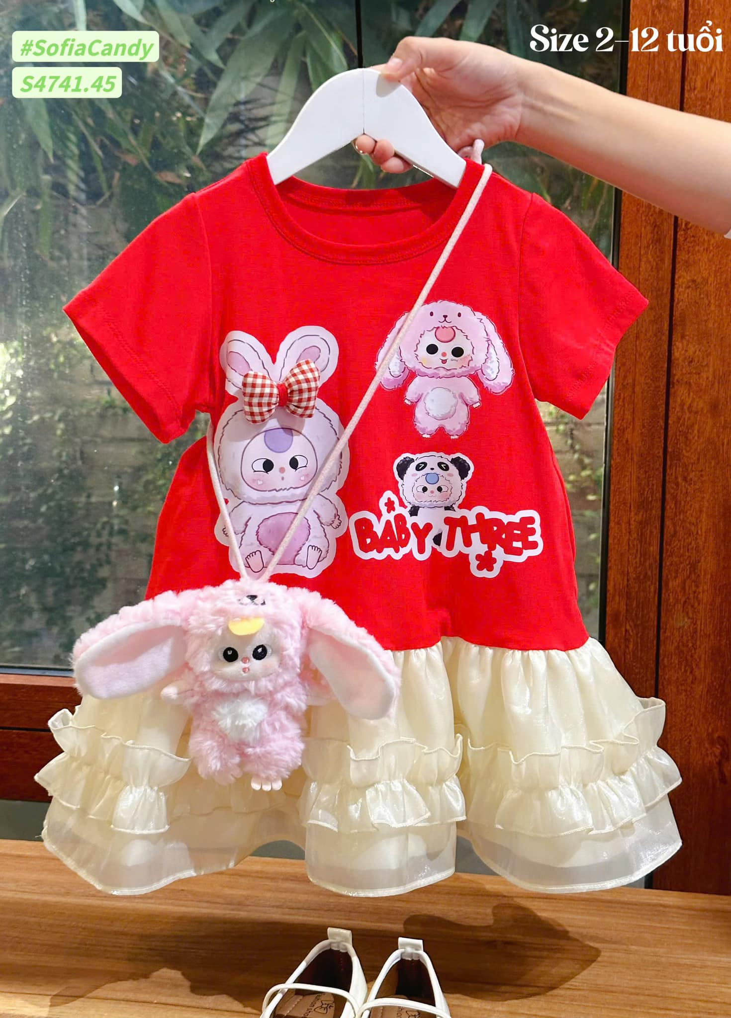 [🆕🇻🇳] 3H SHOP – Nhà sản xuất và phân phối quần áo trẻ em chất lượng cao 😎❤️️⭐️ Hàng mới # Baby Three
Màu đỏ cho Noel / Tết rực rỡ nào BÉ ơi 
Xinh yêu ngọt ngào ở đây – em này xinh lắm – nhìn cái yêu ngay 
Các bé thích lắm
Hình xinh vá , shares-0✔️ , likes-0❤️️ , date-2024-12-07 17:20:05🇻🇳🇻🇳🇻🇳📰🆕