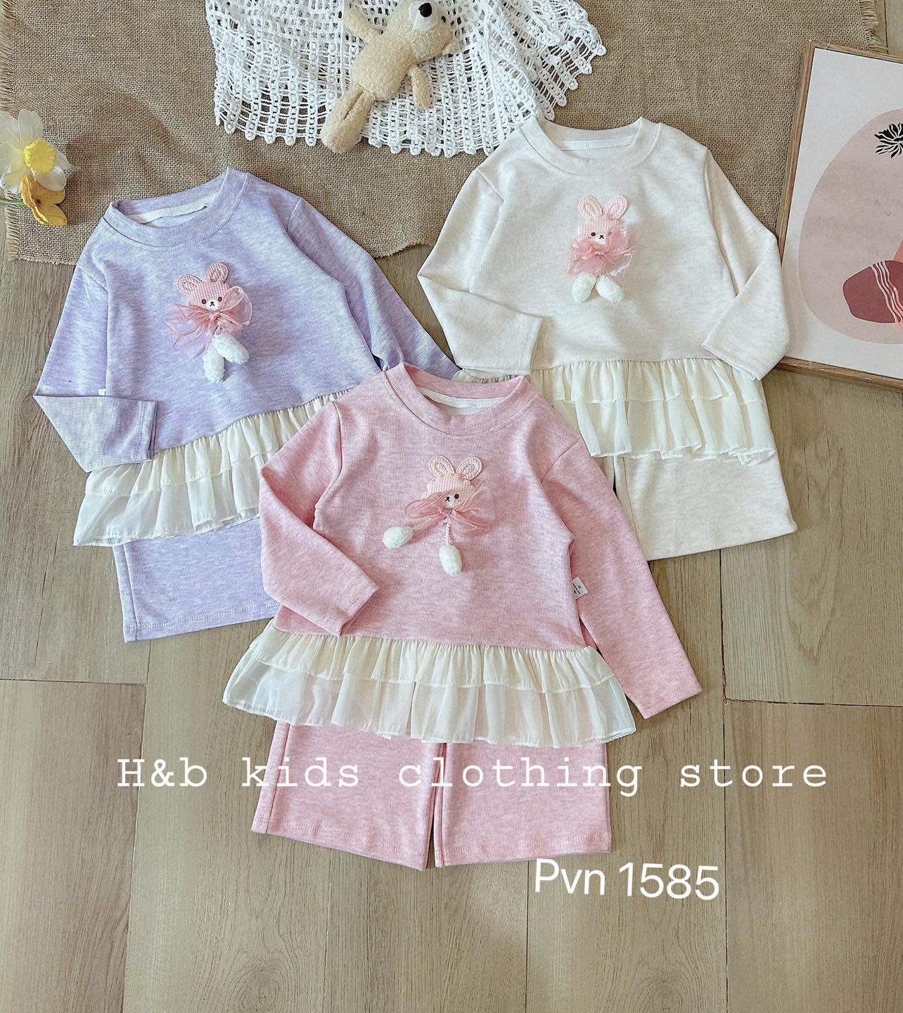 [???]  Min.A Kid – Mũ/Tuban Cho Bé Yêu  ?‍?❤️️?⭐️ Khách nhà tui xinh k có lối thoát
Ngắm mê mẩn thôiiii lạnh lạnh lôi cục bông ra làm điệu chụp choẹt kể cũng vui cực 
#feedback
 , shares-0✔️ , likes-2❤️️ , date-2024-12-07 18:09:01????????