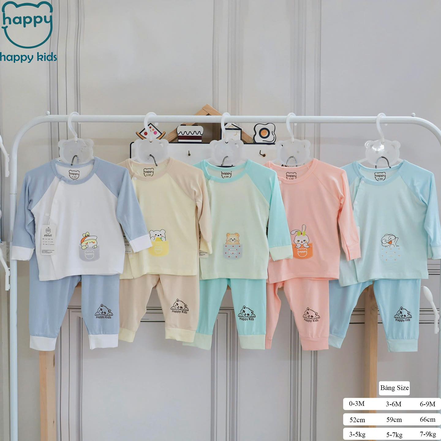 [🆕🇻🇳]  Aiko Kids – Thời Trang Cho Bé – Cửa hàng chuyên dép sục, giày lười và phụ kiện, charm gắn dép 🧑‍🧒❤️️👶⭐️ Mẫu charrm này em về lại chi nao bữa hỏi ib lai em nha
 , shares-0✔️ , likes-4❤️️ , date-2024-12-17 23:05:54🇻🇳🇻🇳🇻🇳📰🆕