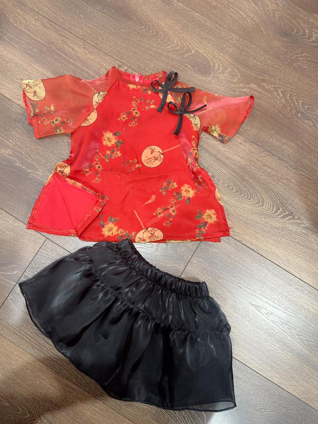 [🆕🇻🇳]  Hoài Thu Lâm Kids  chuyên quần áo trẻ em phong cách Hàn Quốc, từ 2-13 tuổi 🧑‍🧒❤️️👶⭐️ Quần New
Toàn tone màu dễ mix đồ lắm ạ
Size 110-150 (16-35kg)
 , shares-2✔️ , likes-67❤️️ , date-2024-12-19 01:22:36🇻🇳🇻🇳🇻🇳📰🆕