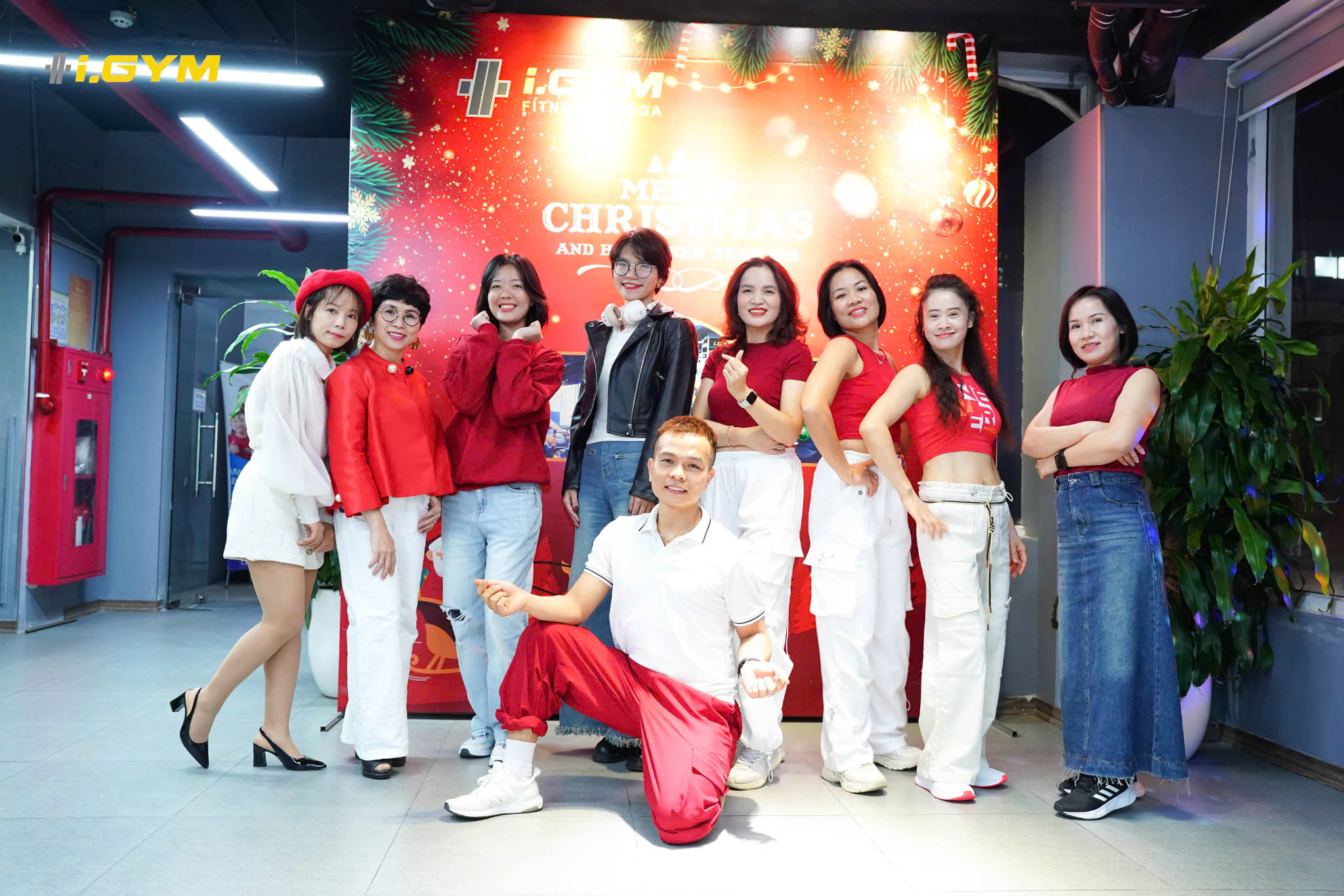 [🆕🇻🇳] Air Fitness & Yoga 🧘 Top1Yoga 🧘  GIÁNG SINH ĐÃ ĐẾN BÊN AIR FITNESS & YOGA cùng tất cả mọi người 

Chúng ta yêu thích Giáng sinh không chỉ bởi ánh đèn lung linh hay những món quà ý nghĩa,  , shares-0✔️ , likes-16❤️️ , date-2024-12-24 17:55:59🇻🇳🇻🇳🇻🇳📰🆕