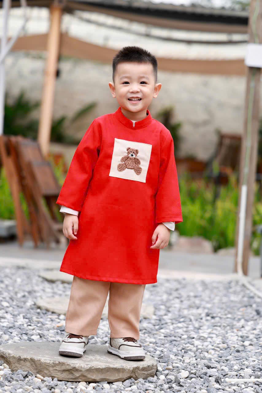 [???]  Thời trang trẻ em Zinzin Kid’s  ?‍?❤️️?⭐️ 𝐒𝐄𝐓 𝐀́𝐎 𝐃𝐀̀𝐈 𝐍𝐇𝐔𝐍𝐆 𝐓𝐀̆𝐌 𝐓𝐇𝐄̂𝐔 𝐇𝐀̣𝐂
 Chất liệu nhung tăm mềm mịn, thấm hút tốt phù hợp với mọi hoạt động của bé yêu
 Điểm nhấn họa tiết thêu nổi hạc vân , shares-0✔️ , likes-0❤️️ , date-2024-12-30 17:05:52????????