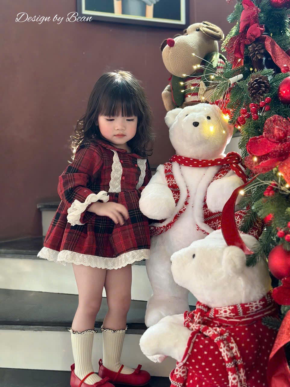[🆕🇻🇳]  Hoài Thu Lâm Kids  chuyên quần áo trẻ em phong cách Hàn Quốc, từ 2-13 tuổi 🧑‍🧒❤️️👶⭐️  Áo khoác SALE lẻ size cuối mùa, hạ nấc cuối ạ
Size + giá sale em note dưới từng ảnh. Bé nào trúng size vợt giá rẻ lắm ạ. Trời lạnh còn dài lắm các bác ơii , shares-3✔️ , likes-36❤️️ , date-2024-12-30 20:21:34🇻🇳🇻🇳🇻🇳📰🆕