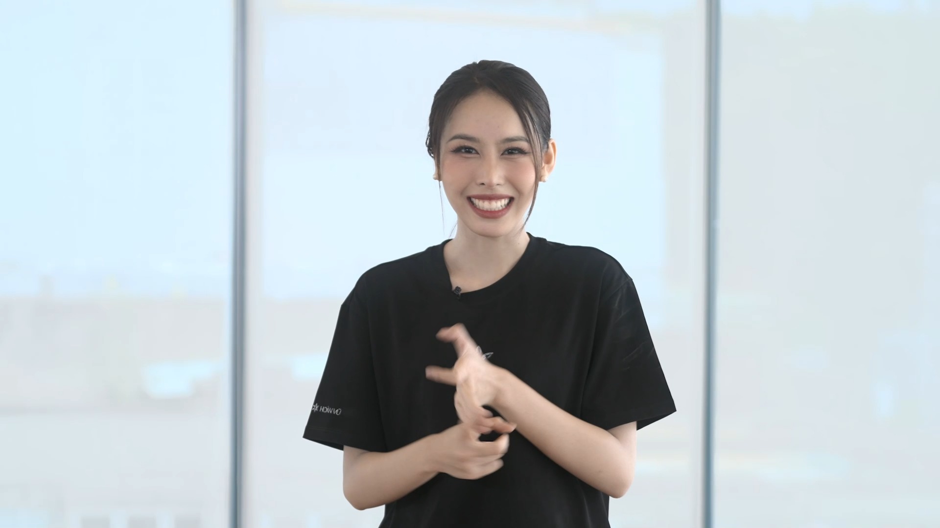 [🆕🇻🇳] California Fitness & Yoga Centers Vietnam 🏋️ Top1Gym 💪   Trong lần “chạm ngõ” đầu tiên với dancesport, Á Hậu Ngọc Hằng đã tự tin mang đến một màn trình diễn phá cách và tươi mới với sự kết hợp tương phản giữa c , shares-0✔️ , likes-12❤️️ , date-2024-12-31 23:05:03🇻🇳🇻🇳🇻🇳📰🆕