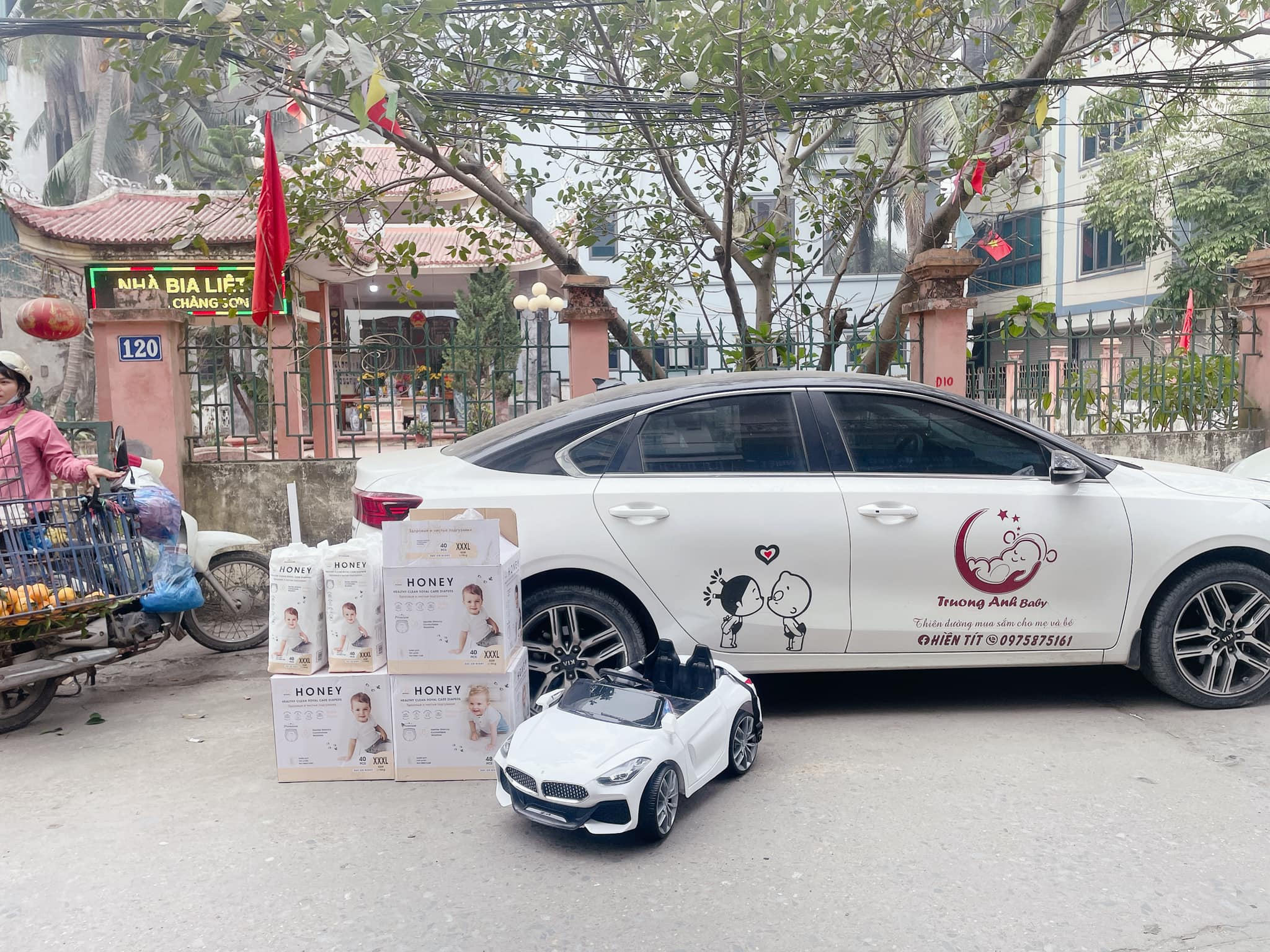 [🆕🇻🇳]  Trường Anh Baby  (Trường Anh Baby) – Thiên đường mua sắm cho mẹ và bé từ A -Z 🧑‍🧒❤️️👶⭐️ Khoảng tuần trước khi vợ sắp đi đẻ  vợ hay mất ngủ hỏi ra mới biết bảo e lo e đi đẻ ,một mình a có bán hàng được ko nhỉ ???
Đây vợ cứ yên tâm ở nhà chăm só , shares-0✔️ , likes-16❤️️ , date-2025-01-01 04:06:26🇻🇳🇻🇳🇻🇳📰🆕