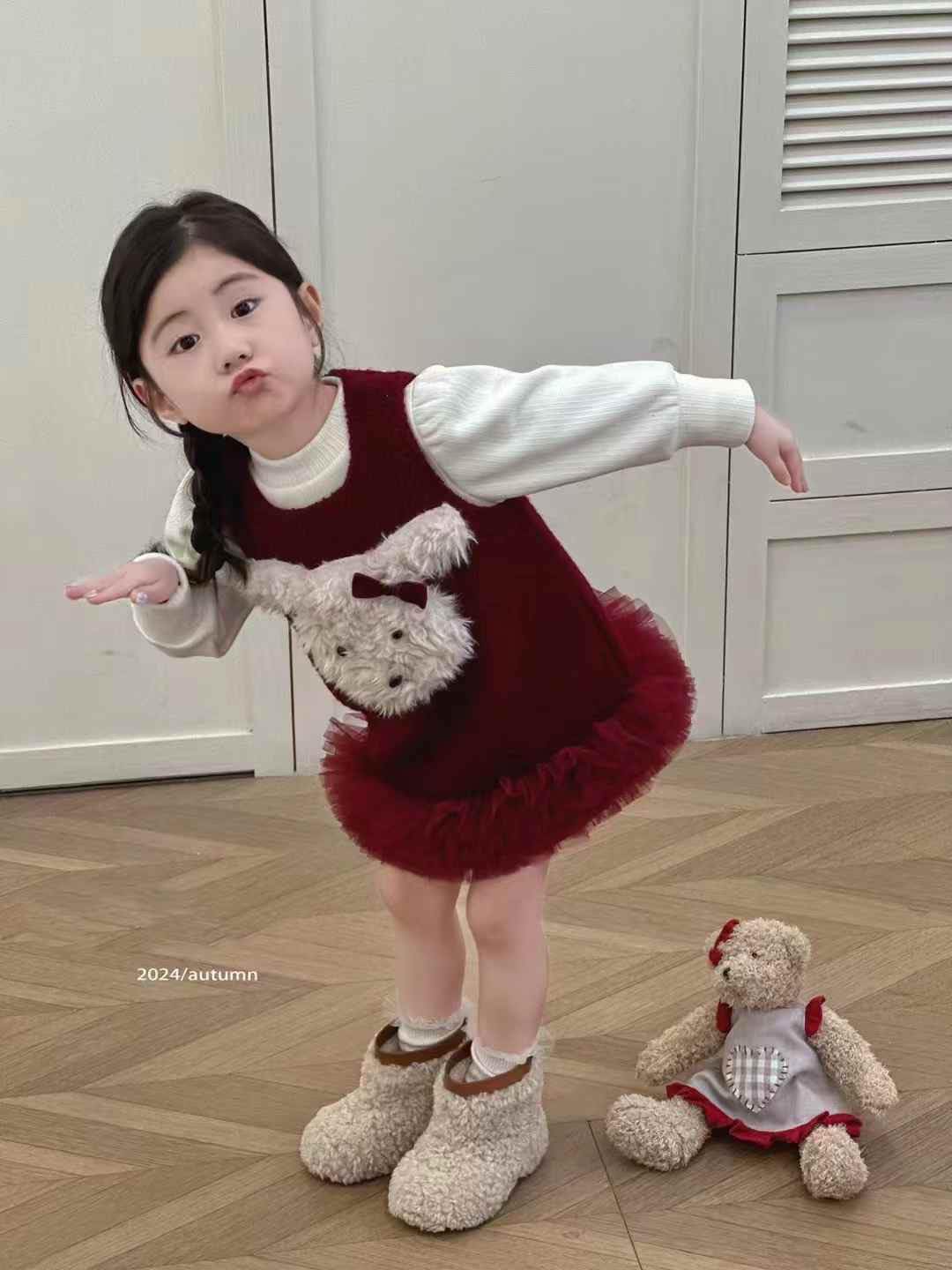 [???] Thuỷ Nghé Kids – Chuyên sỉ SLL QATE & Sơ Sinh QC ?‍?❤️️?⭐️ E TRẢ ẢNH LIVE Ạ 
Các bác nhớ khung giờ livestreams nhà e nha 
KHUNG GIỜ LIVETREAM BÁN SỈ : 1h-4h ( hàng ngày) 

   HƯNG :      098.106.1986
        HUYỀN  , shares-0✔️ , likes-0❤️️ , date-2025-01-01 19:00:37????????