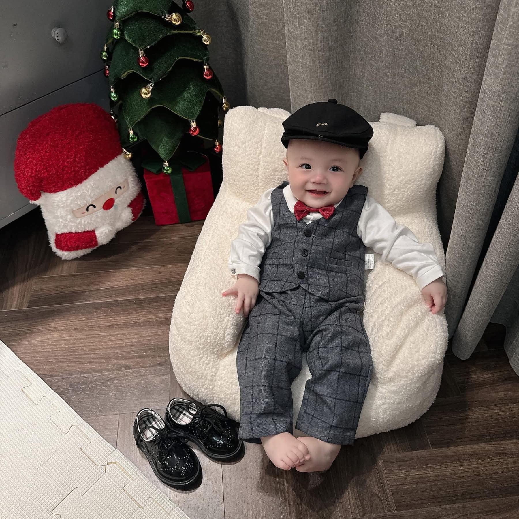 [🆕🇻🇳]  Trường Anh Baby  (Trường Anh Baby) – Thiên đường mua sắm cho mẹ và bé từ A -Z 🧑‍🧒❤️️👶⭐️ Done chuyến Giỏ quà, ship trưa cho khách cần gấp

Bán lẻ bắt đầu nhộn nhịp rồi cả nhà oi. Tài chính cần giỏ bao nhiêu inb bên e tvan nha. Hoặc qua cơ sở gầ , shares-0✔️ , likes-20❤️️ , date-2025-01-12 19:43:51🇻🇳🇻🇳🇻🇳📰🆕