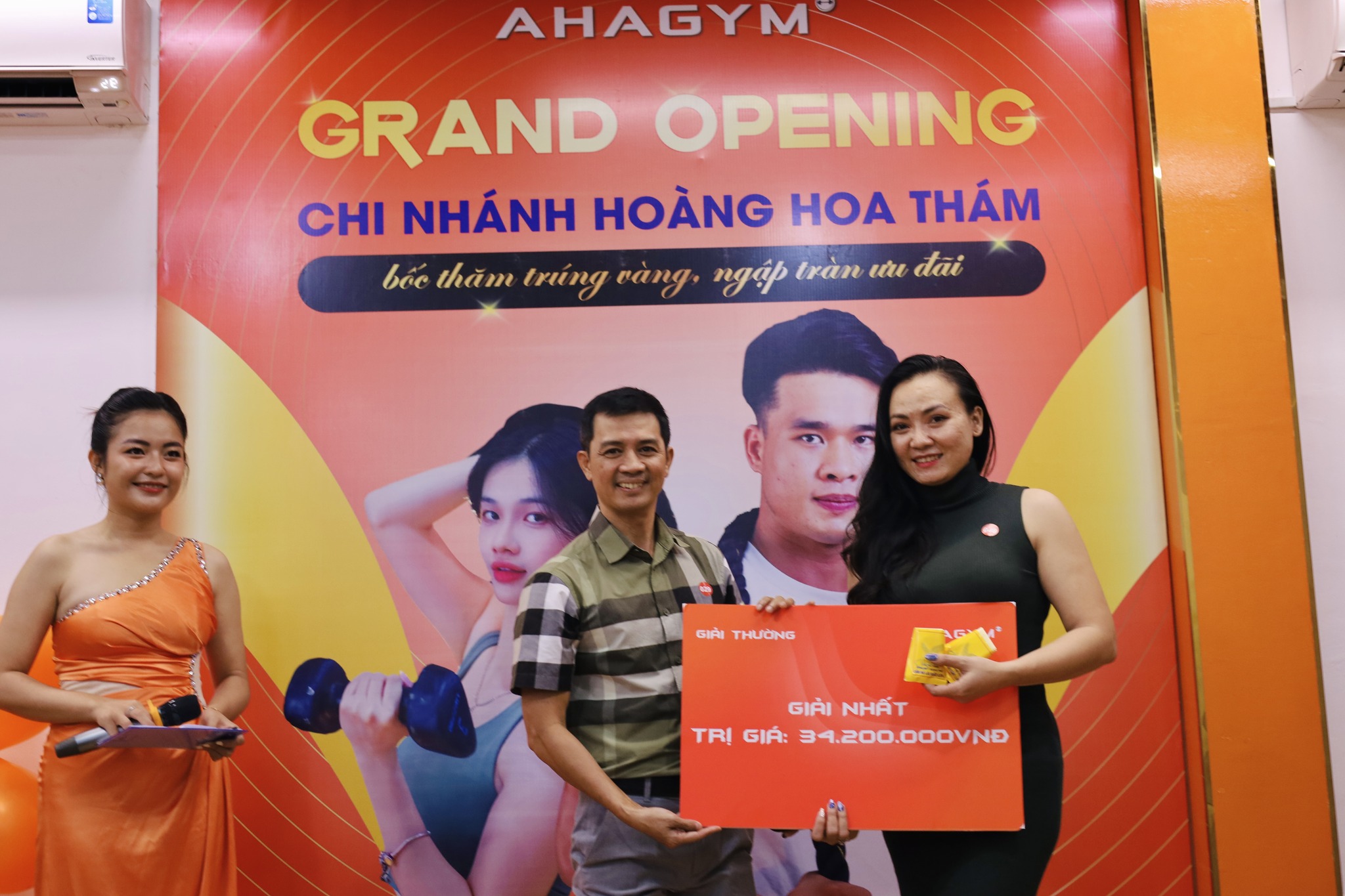 [🆕🇻🇳]  Ahagym Bùi Đình Tuý  ? Top1Yoga ??‍♀️  SỰ KIỆN ĐƯỢC CHỜ ĐỢI NHẤT ĐẦU NĂM 2025 

 BỐC THĂM TRÚNG THƯỞNG SIÊU HOT 
 Cơ hội rinh quà khủng đang chờ bạn! 

 Thời gian: 18h00, ngày 02/01/2025
 Lives , shares-1✔️ , likes-5❤️️ , date-2025-01-02 17:38:08🇻🇳🇻🇳🇻🇳📰🆕