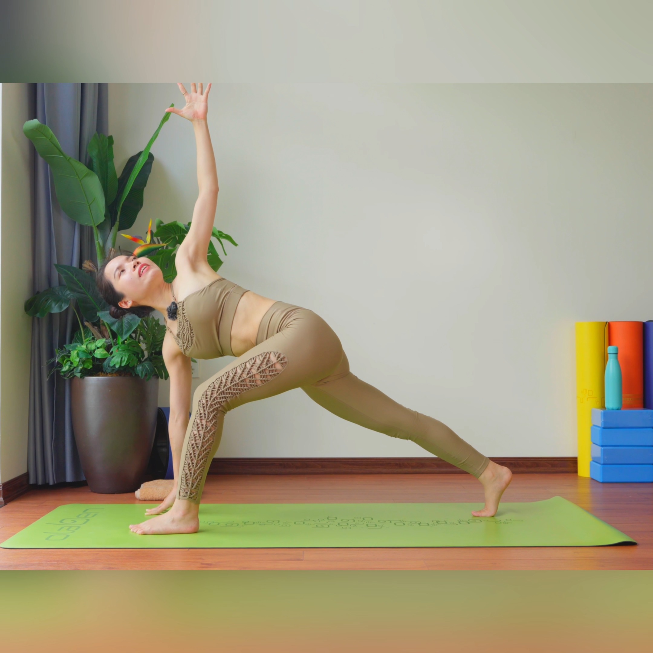 [🆕🇻🇳] Huỳnh Tha Yoga – Yoga cho người mới bắt đầu, trung cấp, nâng cao 🧘 Top1Yoga 🤸🏻‍♀️ Tập luyện Yoga dụng cụ với ghế giúp cải thiện sự linh hoạt, giảm căng thẳng và tăng cường sức mạnh cơ thể. Ghế hỗ trợ tạo tư thế chính xác, giảm nguy cơ ch , shares-0✔️ , likes-2❤️️ , date-2025-01-04 00:20:54🇻🇳🇻🇳🇻🇳📰🆕