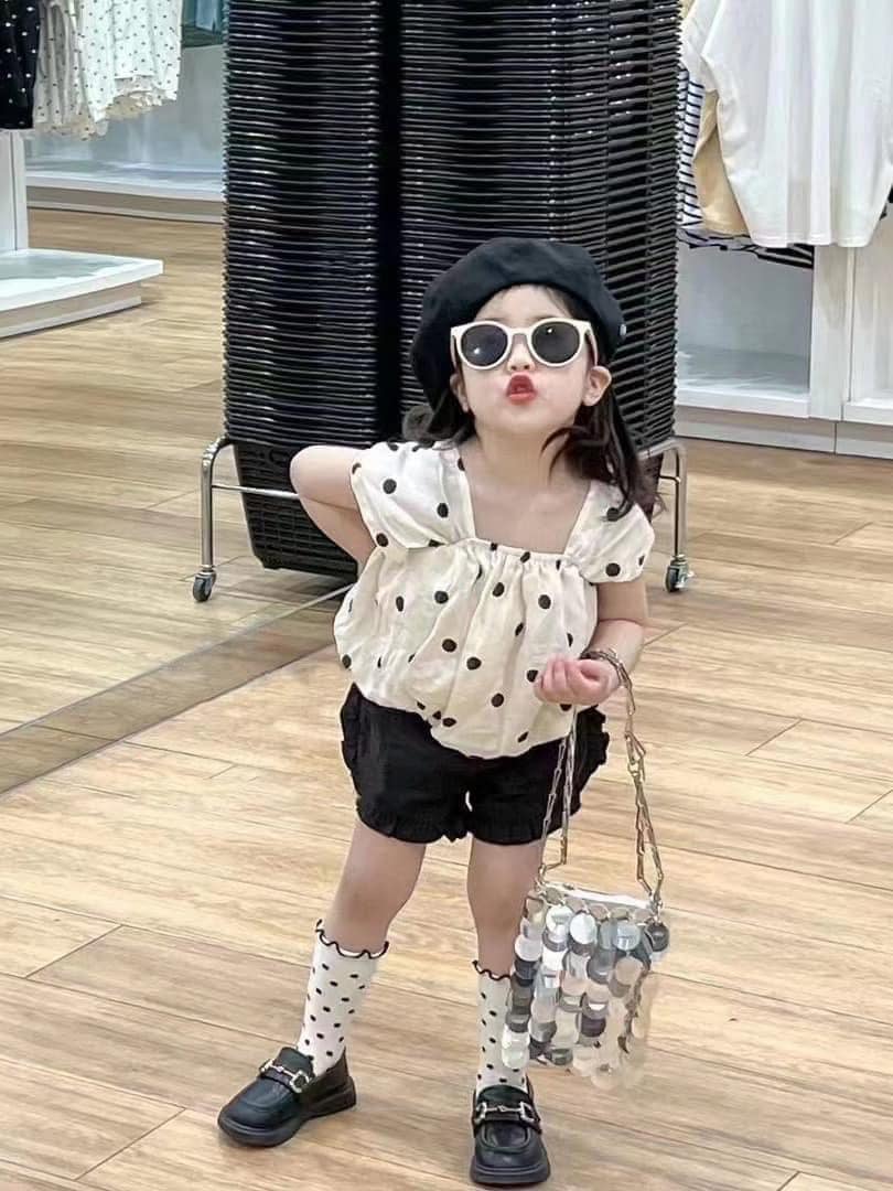 [???]  BABY SHOP – thời trang trẻ em  ?‍?❤️️?⭐️  ĐÔNG ẤM ÁP TẾT XINH TƯƠI. BABY SHOP- THỜI TRANG VÀ PHONG CÁCH

 Size đại từ 20-55kg tuỳ mẫu

 Hàng đẹp, y hình, được kiểm hàng trước khi nhận

 miễn ship  , shares-1✔️ , likes-3❤️️ , date-2025-01-07 18:09:46????????