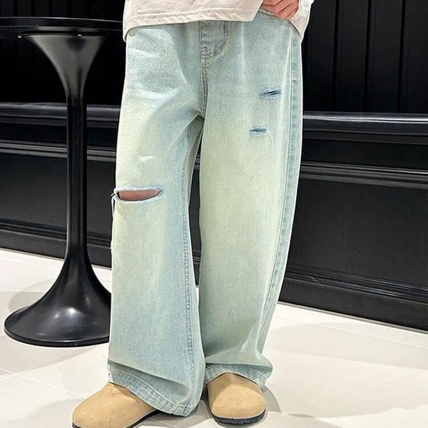 [🆕🇻🇳] KAKUMMI là thương hiệu VN hàng đầu thiết kế & sản xuất áo thời trang cho bé 😎❤️️⭐️ Cành mai rực rỡ bên hiên
Áo dài bé mặc dáng hiền đáng yêu 

Thông tin sản phẩm: Áo dài bé gái Nhã Vân Tết 2025 Kakummi AD474
– Chất liệu: 
 + Áo: Vải gấm v , shares-1✔️ , likes-13❤️️ , date-2025-01-08 19:00:07🇻🇳🇻🇳🇻🇳📰🆕