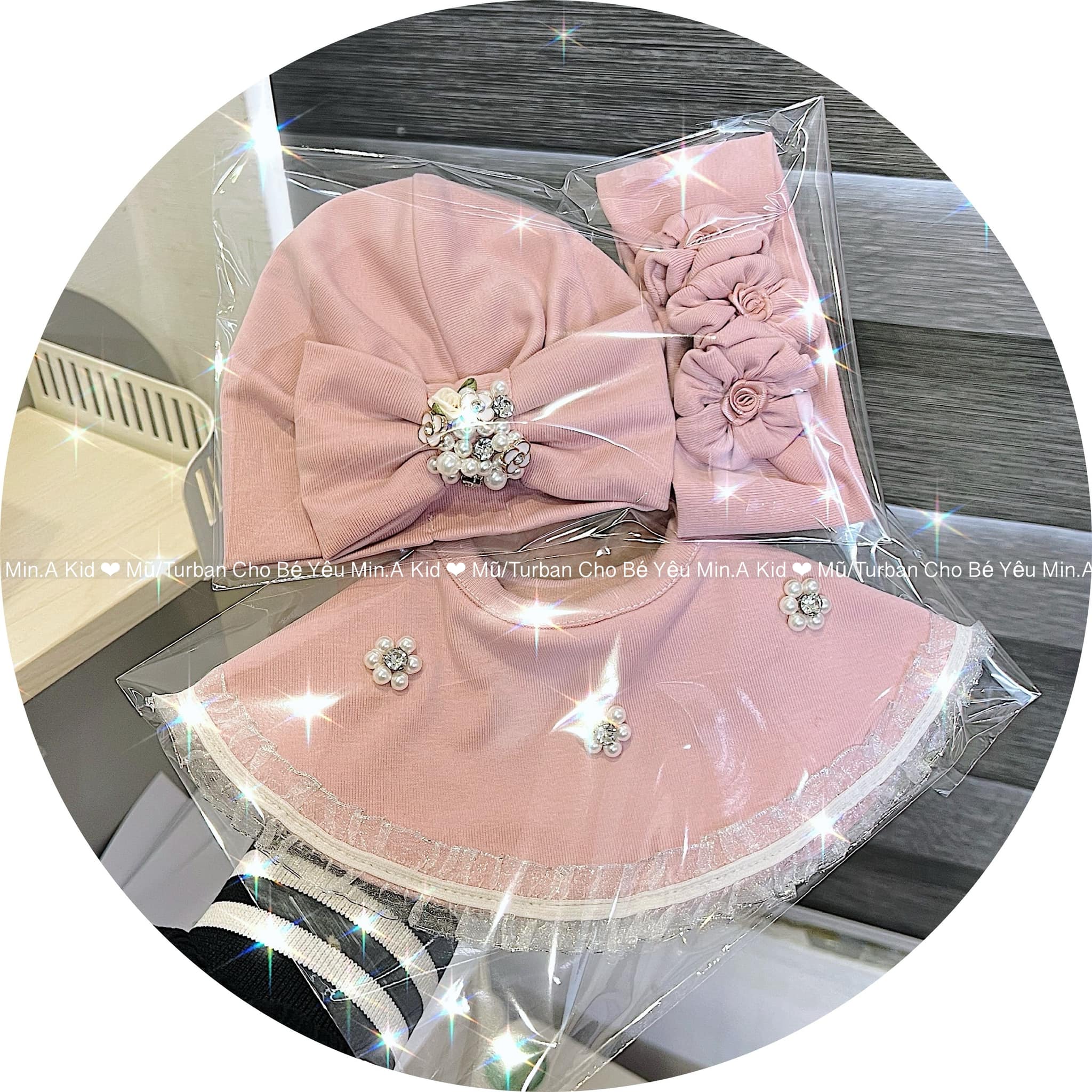[???]  Min.A Kid – Mũ/Tuban Cho Bé Yêu  ?‍?❤️️?⭐️ Lên thêm ảnh hàng đi các mẹ thêm sự lựa chọn nhéeee 
 , shares-0✔️ , likes-1❤️️ , date-2025-01-10 22:17:09????????