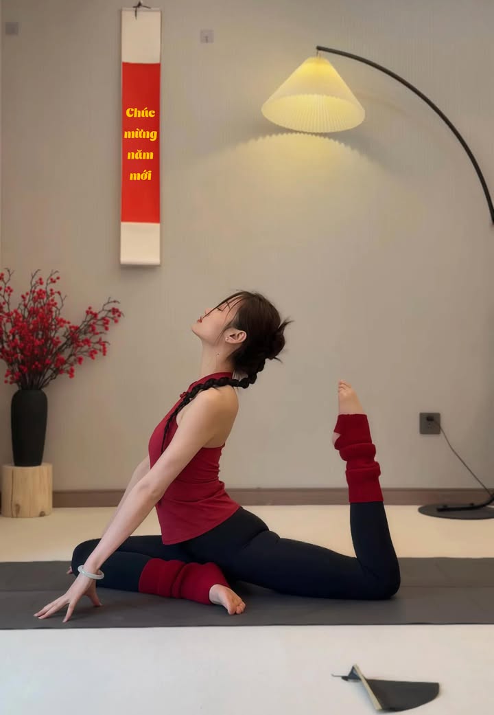 [🆕🇻🇳] Savary Yoga – CÔNG TY CỔ PHẦN ĐẦU TƯ PHÁT TRIỂN SAVARY 🧘 Top1Yoga 🤸🏻‍♀️ TẬP YOGA CÓ THỰC SỰ KHIẾN BẠN HẠNH PHÚC HƠN
     Yoga đã mang hạnh phúc giấu ngay trong cơ thể của chúng ta – các hormone hạnh phúc. Cùng Savary  tìm hiểu  , shares-0✔️ , likes-2❤️️ , date-2025-01-10 01:45:10🇻🇳🇻🇳🇻🇳📰🆕
