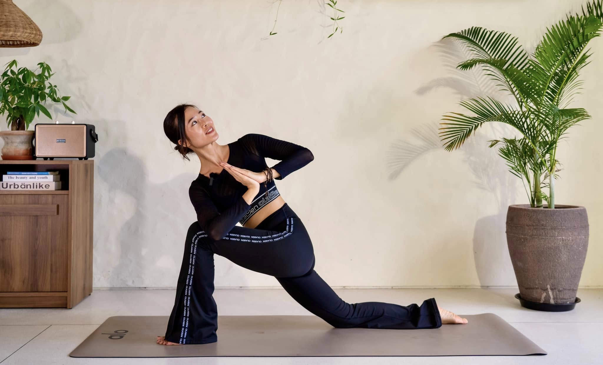 [🆕🇻🇳] Olaben – We create activewear and accessories for studio-to-street👕 Top1Fashion 👗  HLV yoga Sophie khởi động năm mới, khai mở dòng chảy năng lượng trong Luziana B’Mesh Top và Ylang Legging 

Sắc đen sang trọng cộng hưởng cùng đường line l , shares-2✔️ , likes-17❤️️ , date-2025-01-11 18:14:56🇻🇳🇻🇳🇻🇳📰🆕