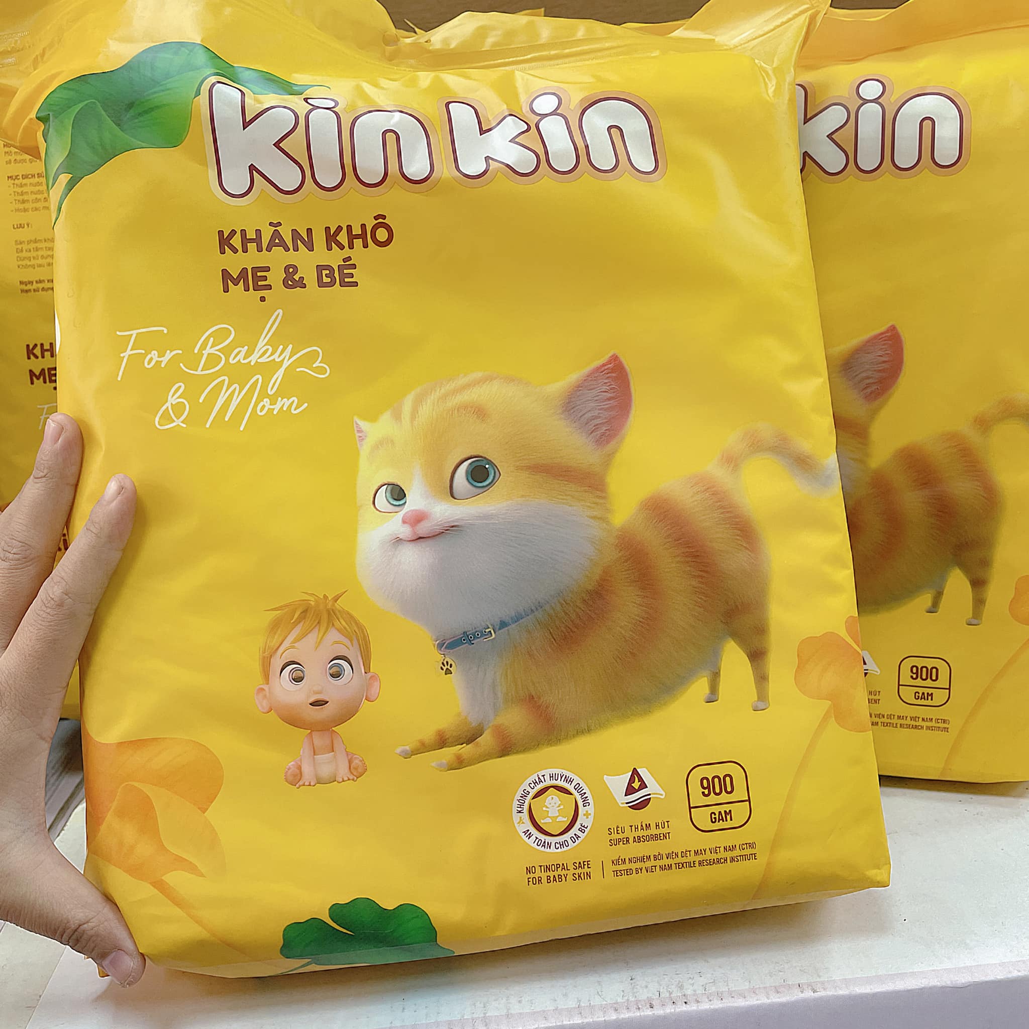 [🆕🇻🇳] Shop 2Gà Con HN-Đồ Sơ Sinh Trọn Gói 🧑‍🧒❤️️👶⭐️ Khăn khô mẫu mới e về hàng 900g siêu nhiều cho các mẹ dùng thoải mái nhe mà giá thì siêu yêu giấy mềm mịn dai ,bản to nên lau càng tiết kiệm đó ạ
 , shares-0✔️ , likes-2❤️️ , date-2025-01-15 16:37:24🇻🇳🇻🇳🇻🇳📰🆕