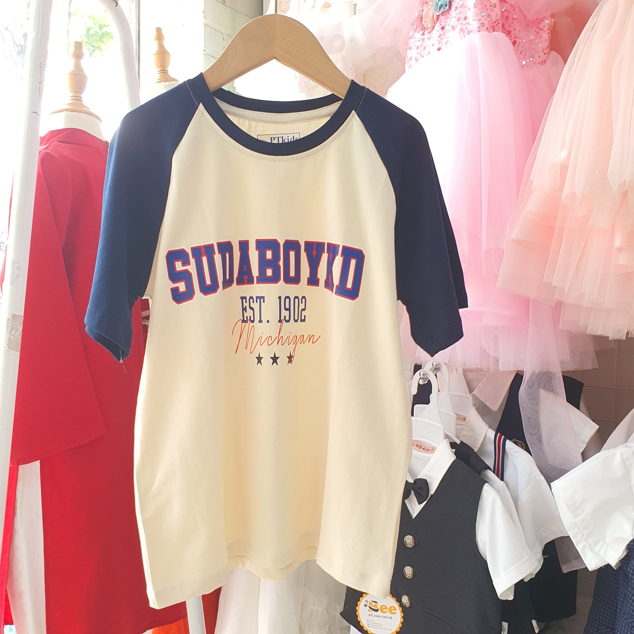 [🆕🇻🇳]  Trường Anh Baby  (Trường Anh Baby) – Thiên đường mua sắm cho mẹ và bé từ A -Z 🧑‍🧒❤️️👶⭐️ Tất cả các loại kẹo ngon nhất của Nga. Gói gọn ở nhà Trường Anh Baby  rồi nha pame oi.

Kinh nghiệm 6 năm bánh kẹo tết năm nào cũng cháy hàng khét lẹt. Cứ  , shares-0✔️ , likes-15❤️️ , date-2025-01-14 19:10:46🇻🇳🇻🇳🇻🇳📰🆕