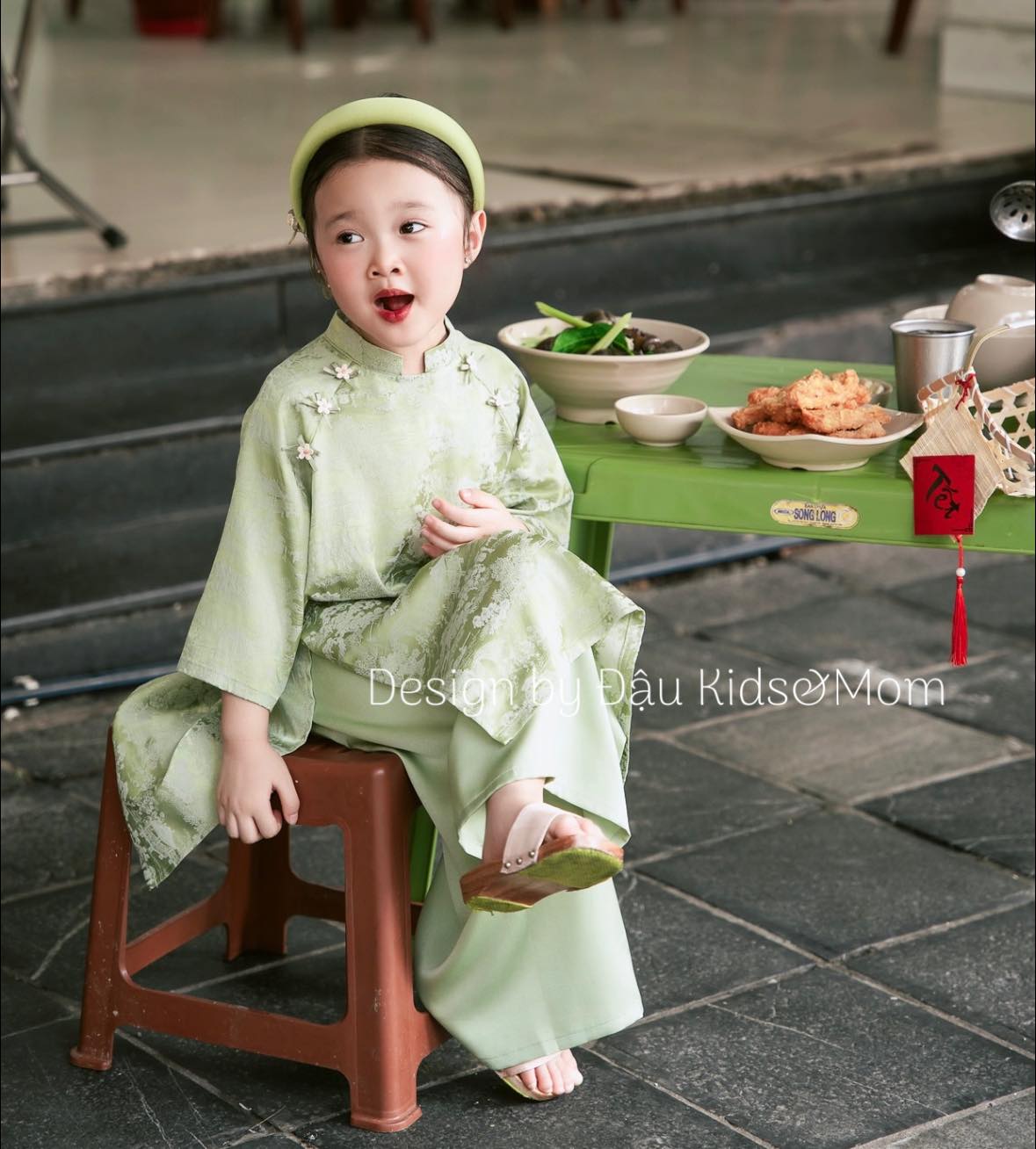 [🆕🇻🇳]  Đậu – Kids & Mom – thời trang thiết kế mẹ và bé 🧑‍🧒❤️️👶⭐️ Trúc Xanh – Hồng Đào 

Combo best seller nhà Đậu, nhà Đậu đã bổ sung về full size cho các mẹ sẵn sàng mua sắm 

Size bé: 8-35kg
Size mẹ: 40-65kg

 FROM ĐẬU , shares-1✔️ , likes-7❤️️ , date-2025-01-15 18:20:43🇻🇳🇻🇳🇻🇳📰🆕