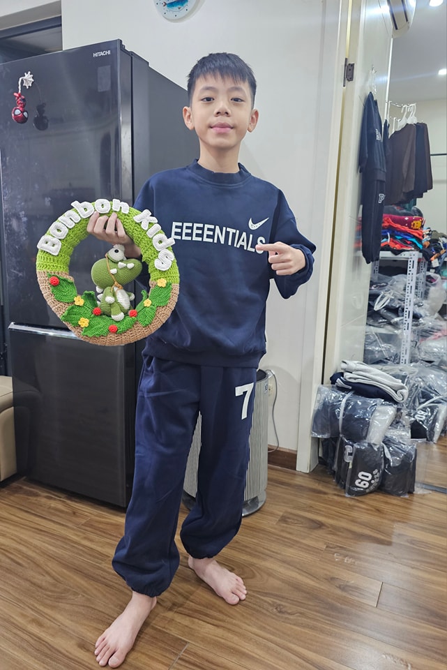 [🆕🇻🇳] Xoài’s Corner, các mẹ sẽ tìm được những món đồ phù hợp cho các bé 😎❤️️⭐️ Hàng có sẵn 
Áo mango dư xịn đét sale chấn động là chỉ #295k
-Size: 5y->13/14y
 , shares-0✔️ , likes-0❤️️ , date-2025-01-16 19:58:21🇻🇳🇻🇳🇻🇳📰🆕