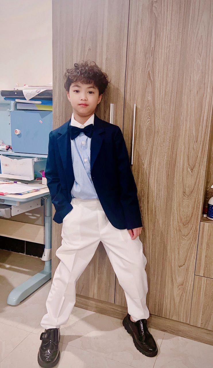 [🆕🇻🇳]  Trường Anh Baby  (Trường Anh Baby) – Thiên đường mua sắm cho mẹ và bé từ A -Z 🧑‍🧒❤️️👶⭐️ Alo là e ship liền. Mẫu đang hết dần. Nếu khách vẫn lấy số lượng báo e nha.

Có mẫu đã cắt mã rồi các mẹ oi. Inb đặt hàng luôn đi a
 , shares-0✔️ , likes-15❤️️ , date-2025-01-23 17:45:32🇻🇳🇻🇳🇻🇳📰🆕