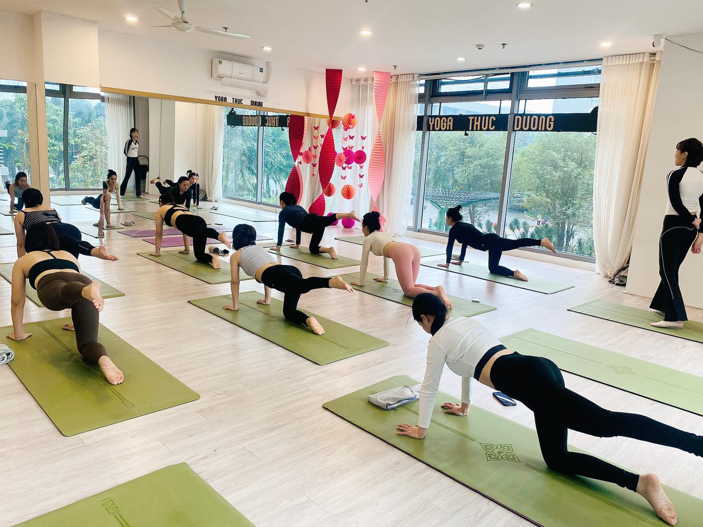 [🆕🇻🇳] Igym Fitness & Yoga 🧘 Top1Yoga 🤸🏻‍♀️ Gác lại âu lo năm cũ và chào đón năm mới với những bước nhảy đầy năng lượng cùng Igym Fitness nhé  
==============
𝐈𝐆𝐘𝐌 – 𝐅𝐢𝐭𝐧𝐞𝐬𝐬 & 𝐘𝐨𝐠𝐚
Địa chỉ: Tầng 3A , , shares-0✔️ , likes-52❤️️ , date-2025-01-23 16:20:00🇻🇳🇻🇳🇻🇳📰🆕