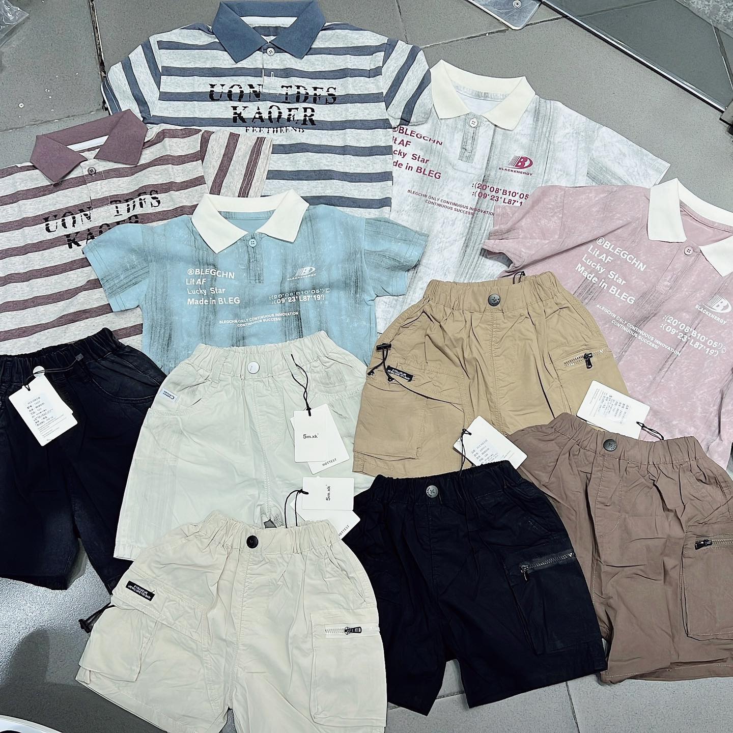 [🆕🇻🇳]  Hoài Thu Lâm Kids  chuyên quần áo trẻ em phong cách Hàn Quốc, từ 2-13 tuổi 🧑‍🧒❤️️👶⭐️ 12h em Live nha, không thiếu thứ gì. Các chị cần gì em cũng có 

 Lịch Live: 12h thứ 5 (6/2) ạ

 Ưu đãi đặc biệt, chỉ có trong livestream hàng ngày: 
 Tặng , shares-0✔️ , likes-15❤️️ , date-2025-02-06 17:35:56🇻🇳🇻🇳🇻🇳📰🆕