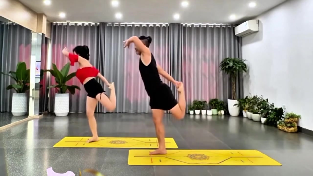 [🆕🇻🇳] Đạt Anh Yoga Flow – Khóa Học Video Online – Phòng tập yoga  🧘 Top1Yoga 🤸🏻‍♀️  Còn mùng là còn Tết, chị em Flow Tết đến đầu rồi nào? Thức dậy và trải thảm Flow cùng em giáo ngay thôi

#flowcungdatanh #datanhyogaflow #Khóa_học_Video_O , shares-0✔️ , likes-17❤️️ , date-2025-02-01 19:01:07🇻🇳🇻🇳🇻🇳📰🆕