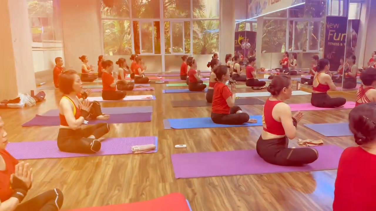 [🆕🇻🇳] YOGA SHALA – Bậc thầy ẤN ĐỘ – Đẳng cấp YOGA 🧘 Top1Yoga 🧘 “KHỞI ĐỘNG 2025” QUA RÈN LUYỆN YOGA MỖI NGÀY

 Sau kỳ nghỉ Tết, bạn cảm giác cơ thể trở nên nặng nề hơn, năng lượng và tâm trí cũng không tốt như lúc trước , shares-1✔️ , likes-24❤️️ , date-2025-02-04 02:18:18🇻🇳🇻🇳🇻🇳📰🆕